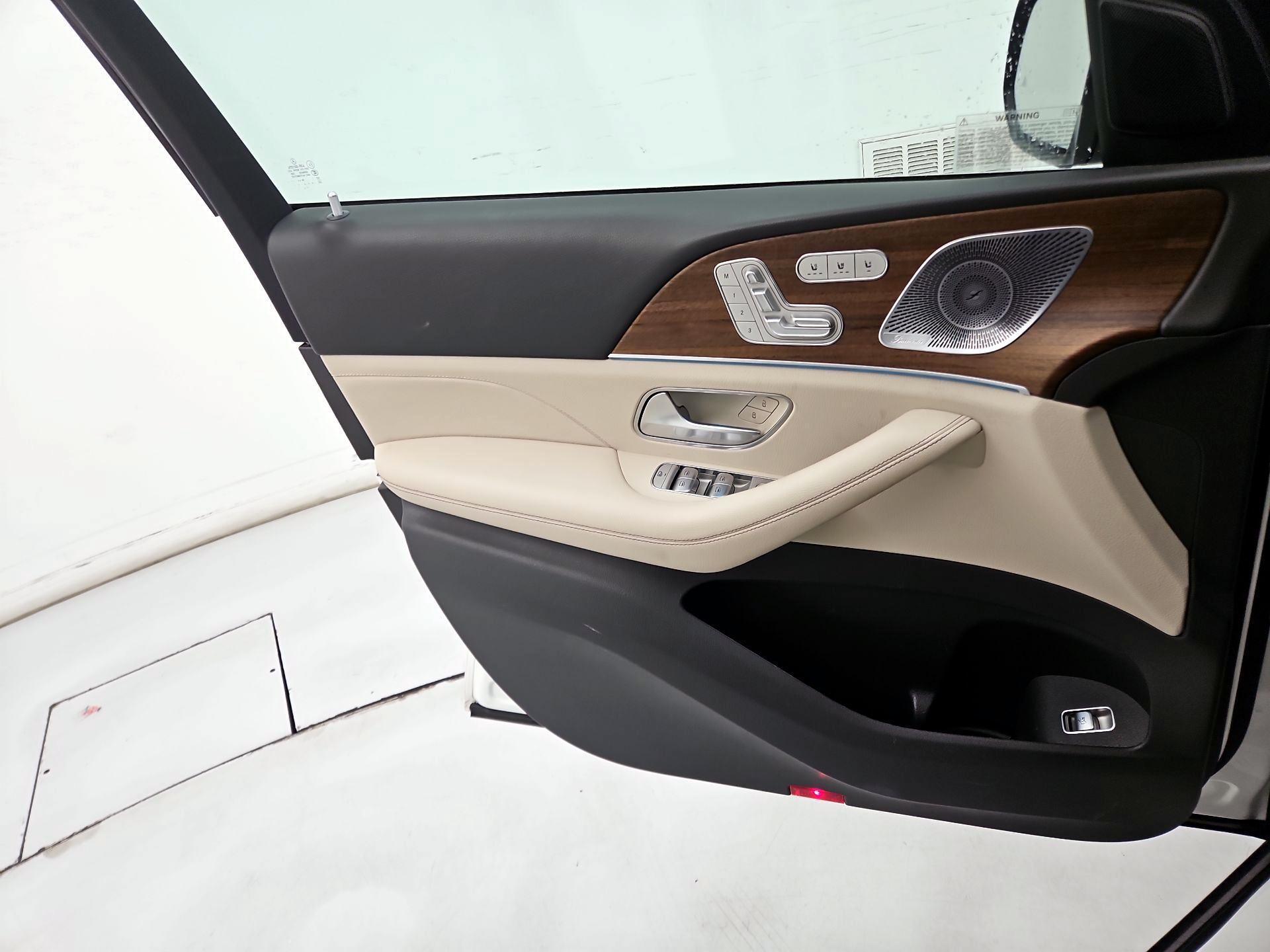 Thumbnail: 2020 Mercedes-Benz GLE - 12