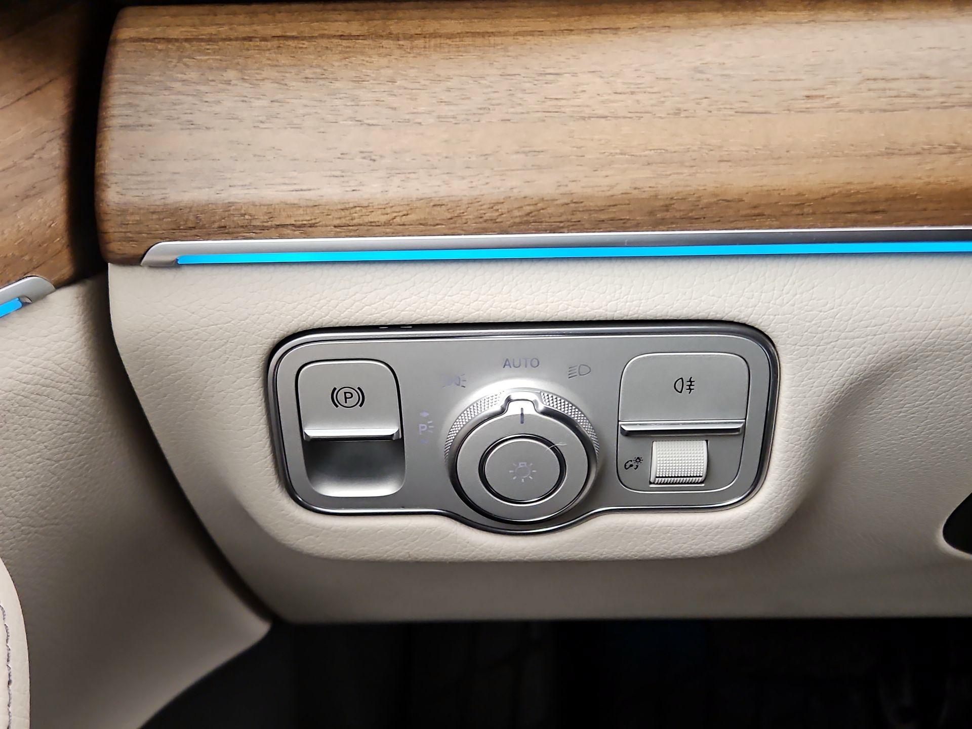 Thumbnail: 2020 Mercedes-Benz GLE - 13