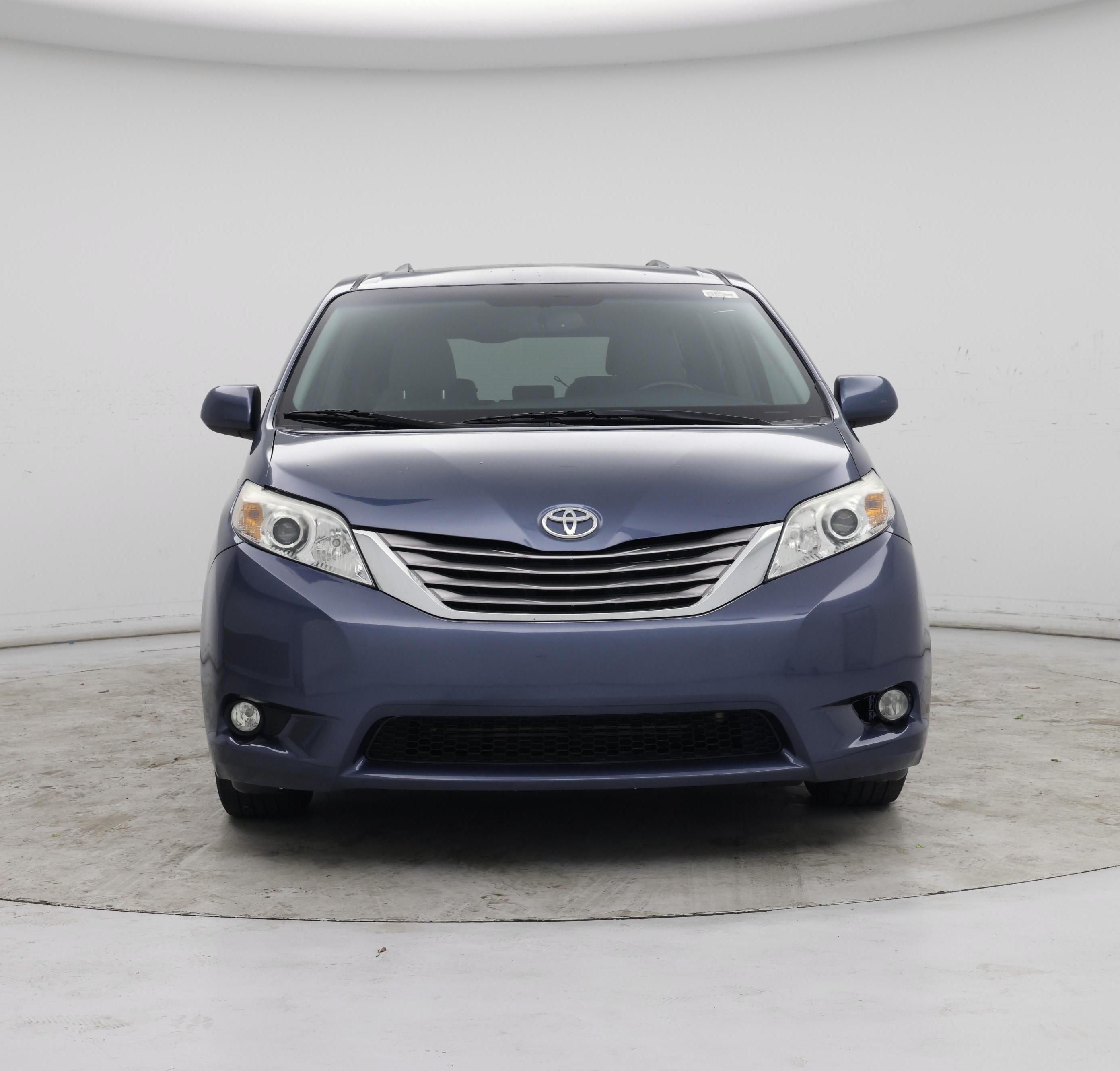 Thumbnail: 2017 Toyota Sienna - 5