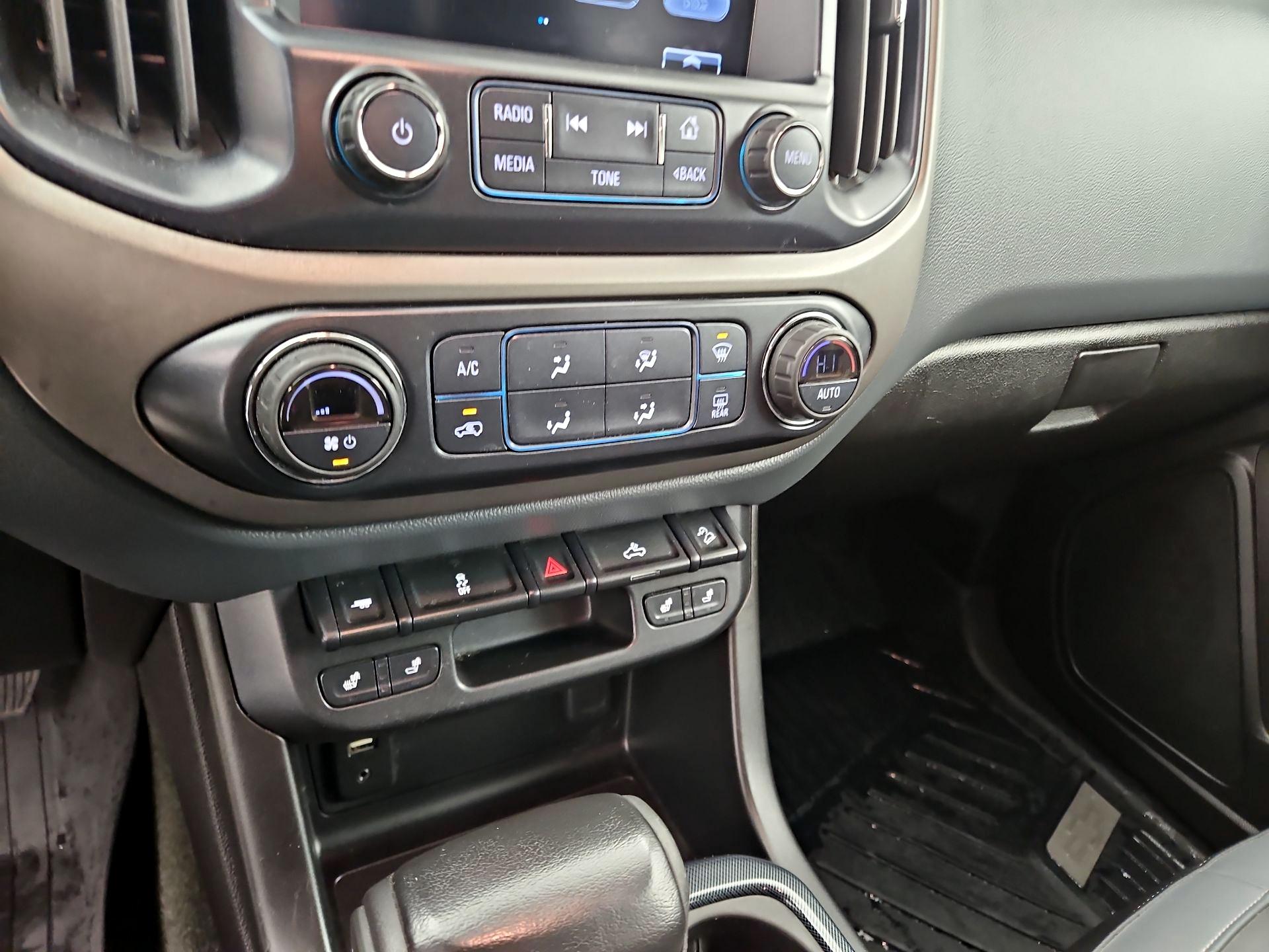 Thumbnail: 2017 Chevrolet Colorado - 16