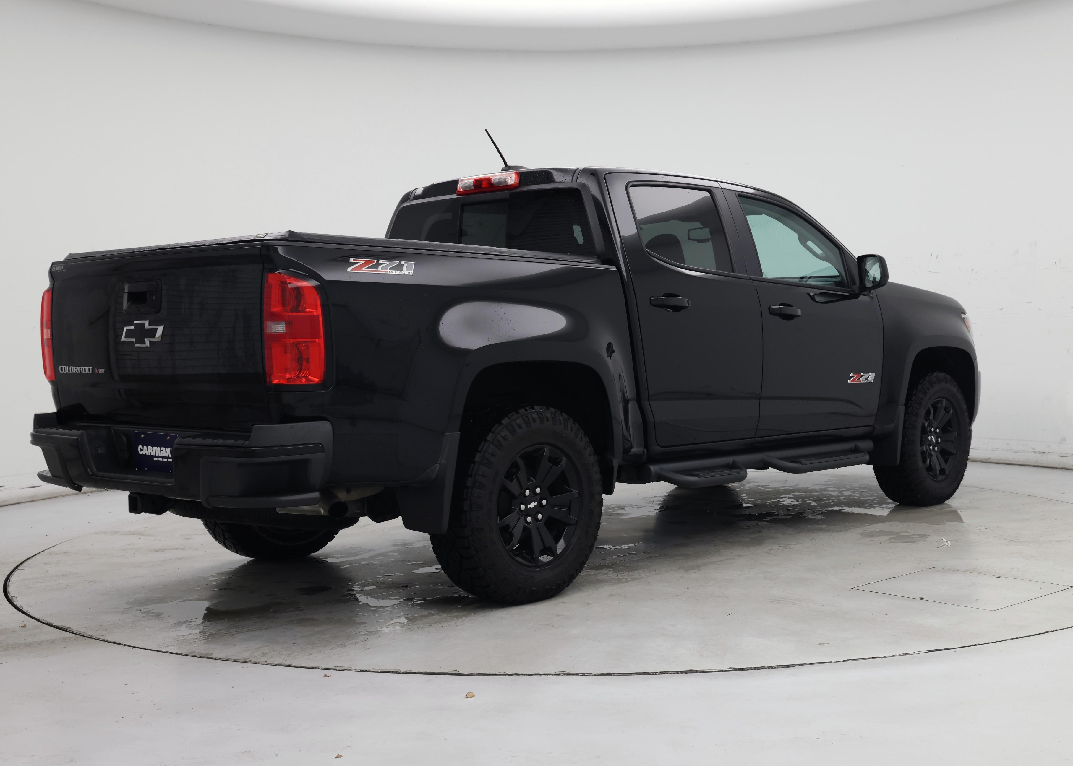 Thumbnail: 2017 Chevrolet Colorado - 8