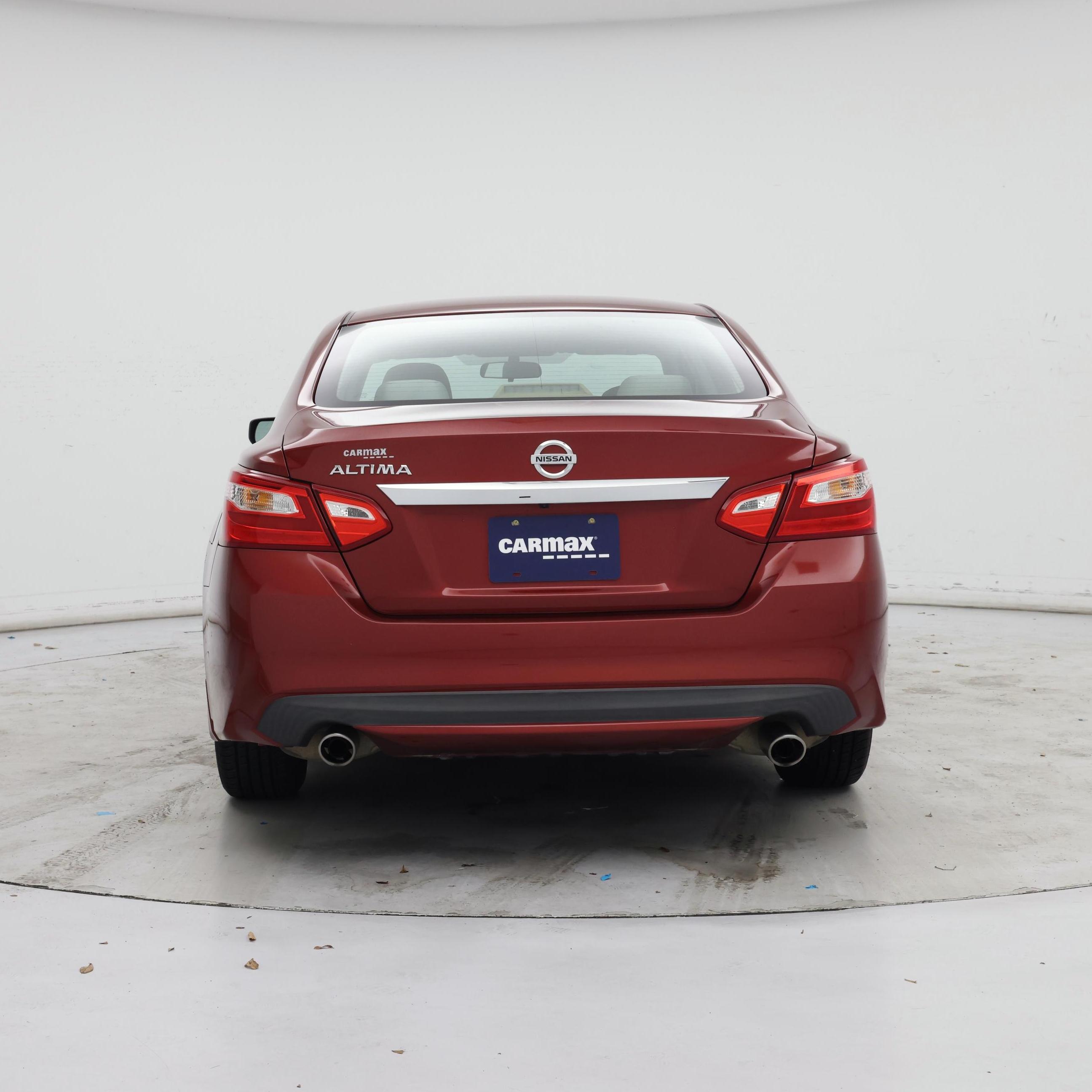 Thumbnail: 2016 Nissan Altima - 6