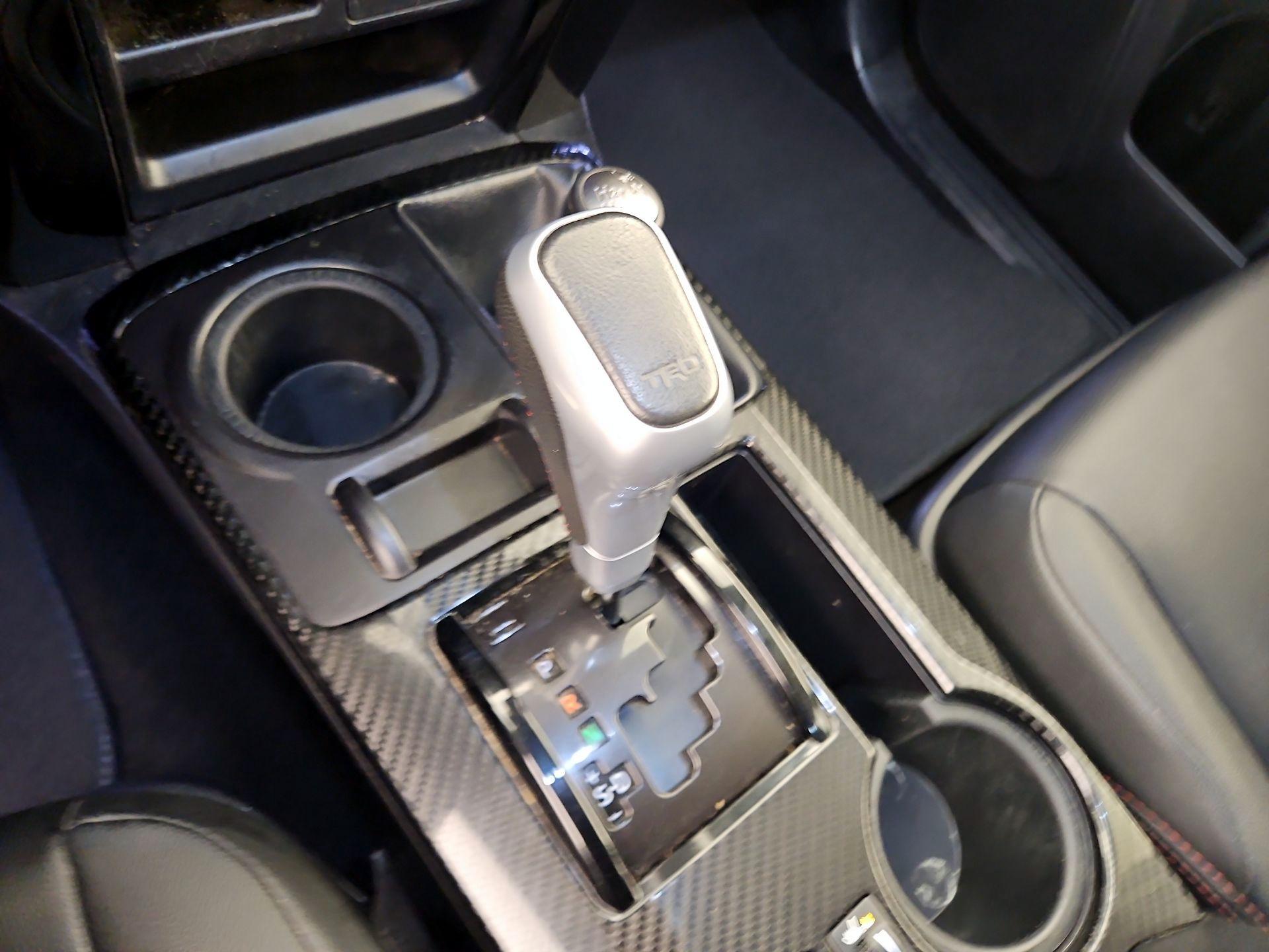 Thumbnail: 2021 Toyota 4Runner - 17