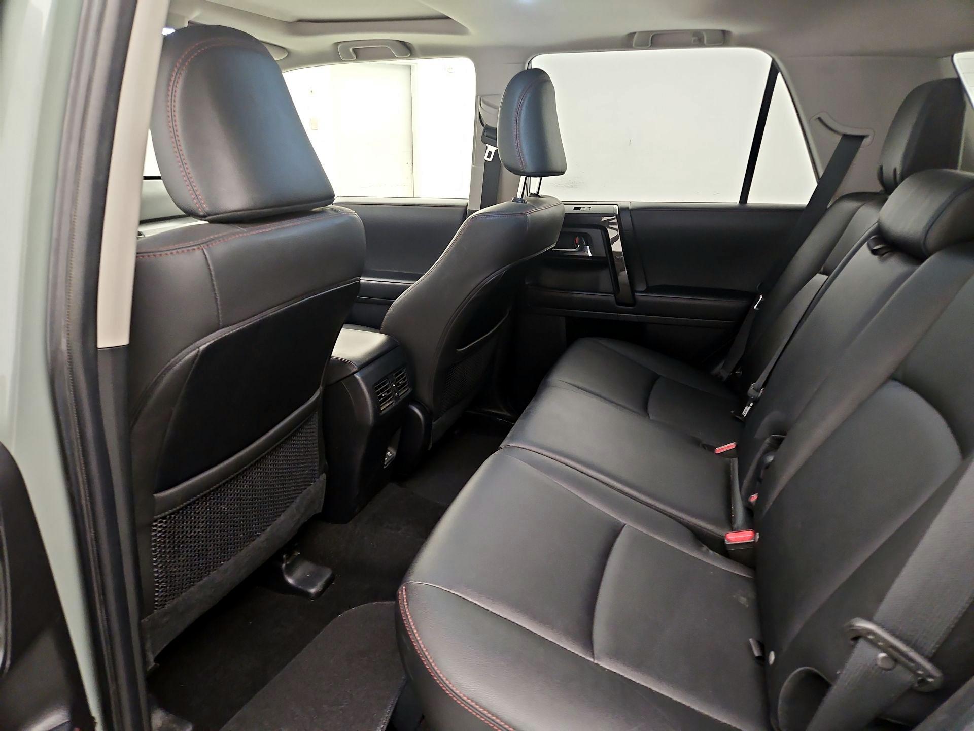 Thumbnail: 2021 Toyota 4Runner - 19