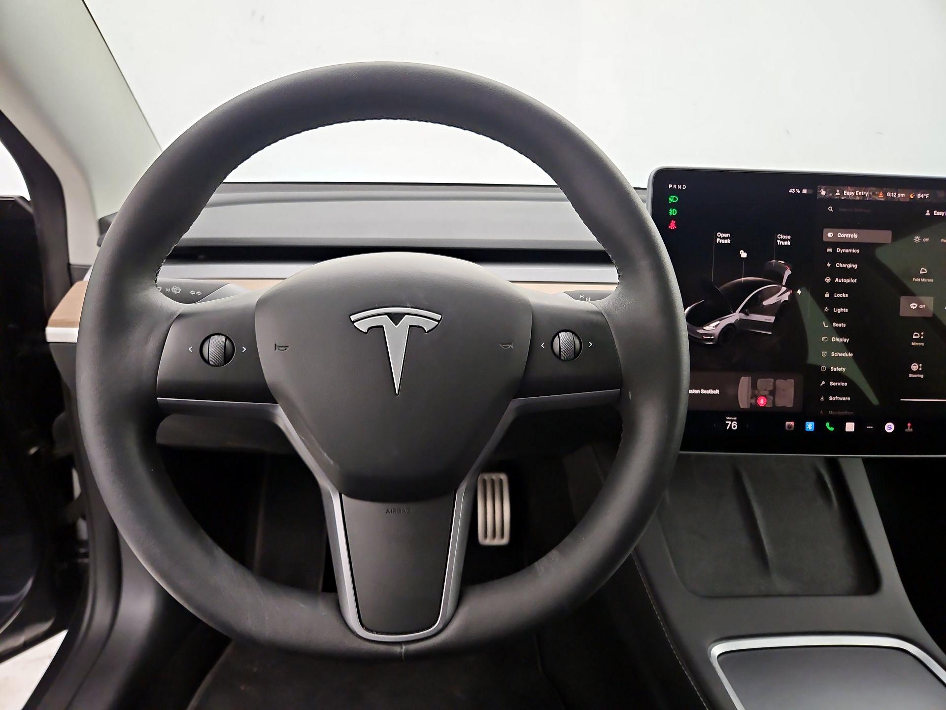 Thumbnail: 2023 Tesla Model 3 - 10