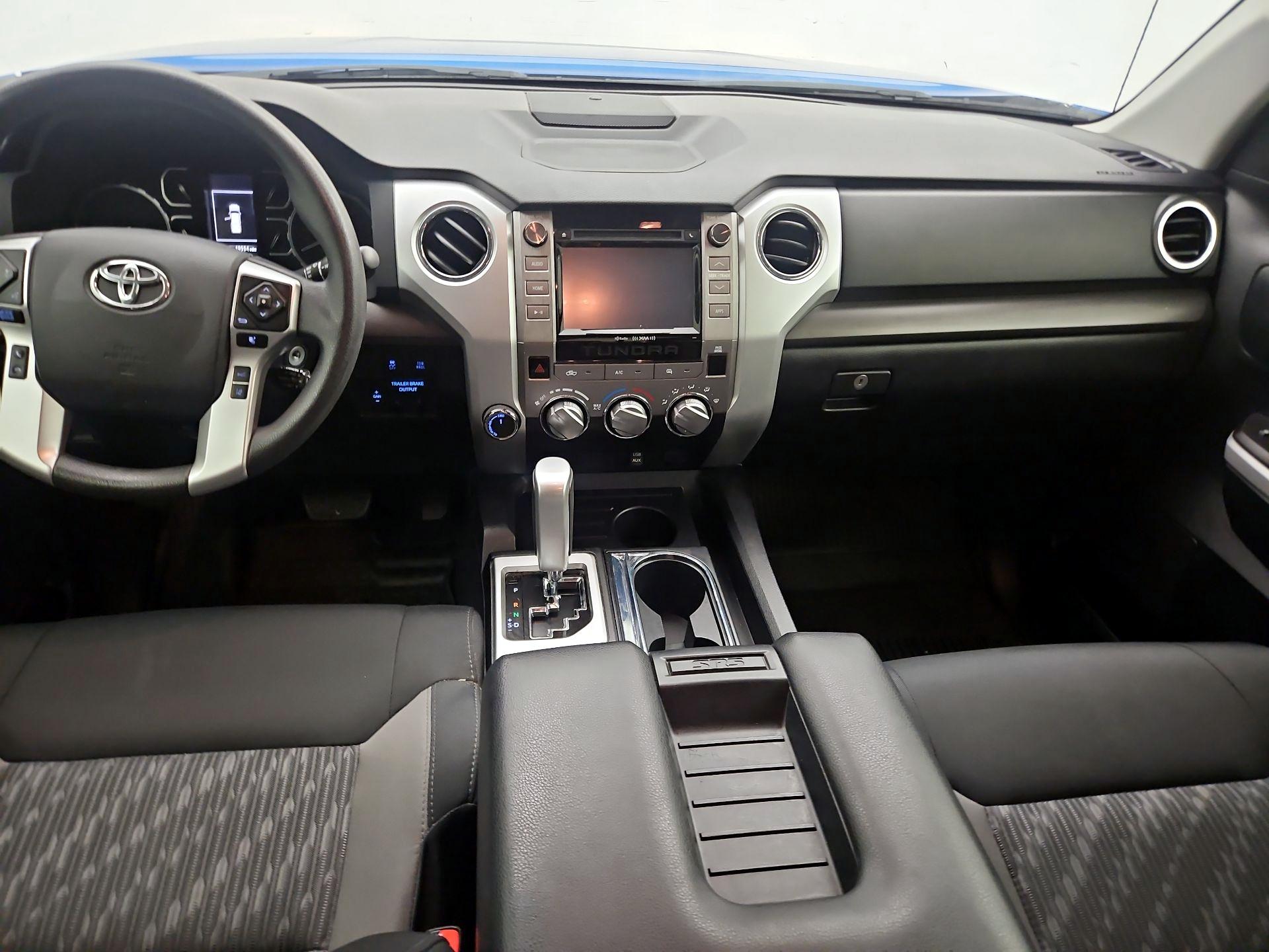 Thumbnail: 2018 Toyota Tundra - 9