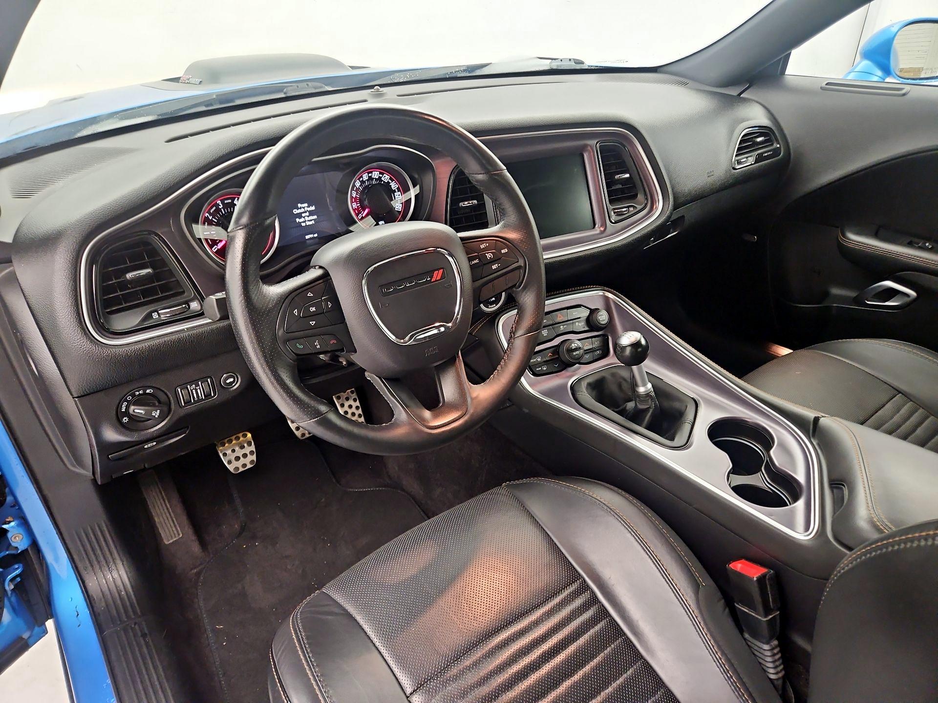 Thumbnail: 2016 Dodge Challenger - 9