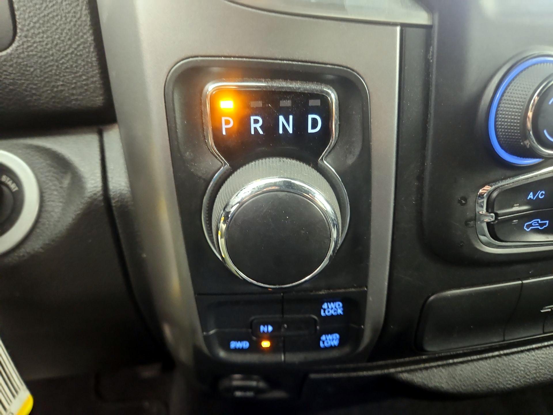 Thumbnail: 2022 RAM 1500 Classic - 17