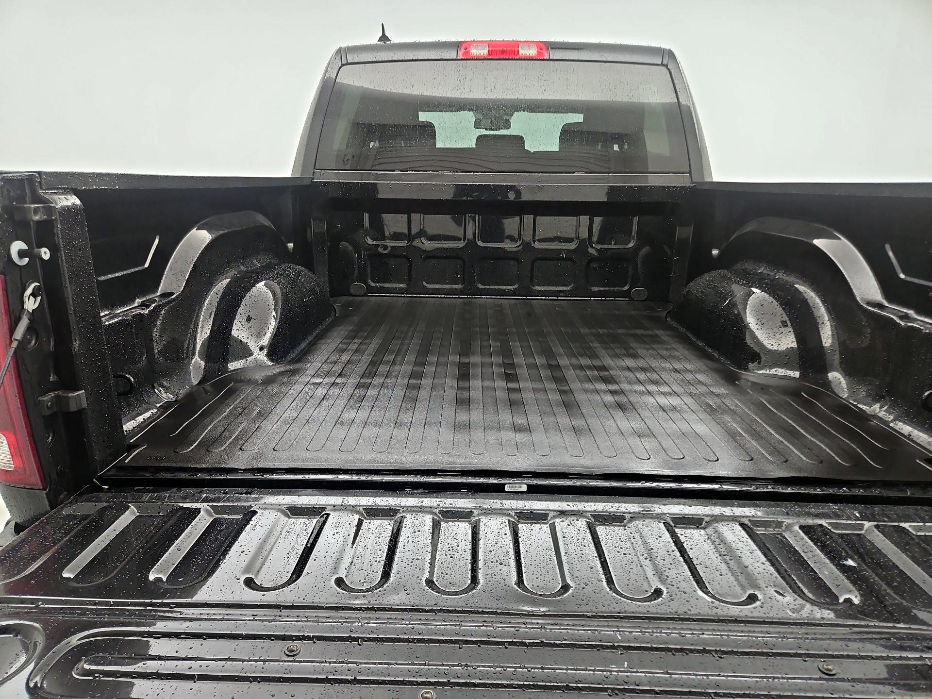 Thumbnail: 2022 RAM 1500 Classic - 20