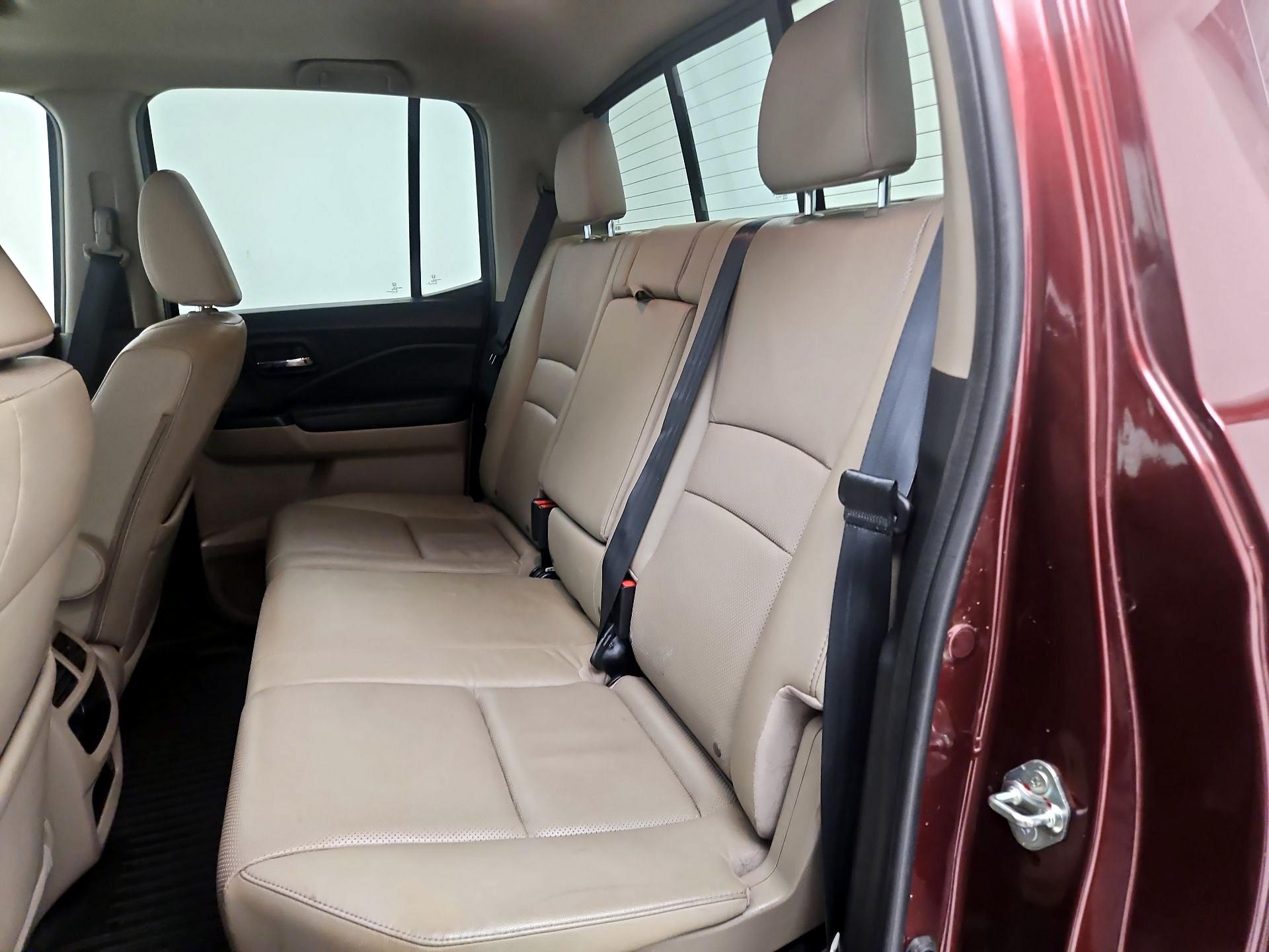 Thumbnail: 2019 Honda Ridgeline - 20