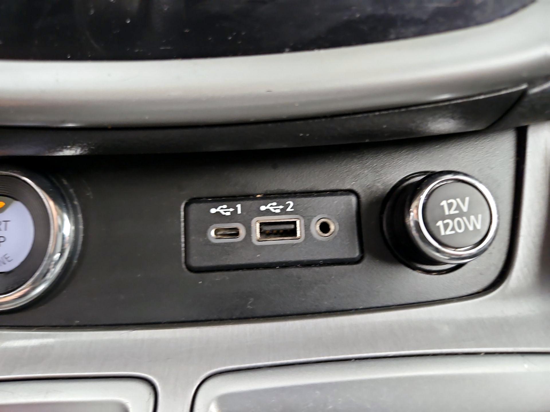 Thumbnail: 2020 Nissan Murano - 18