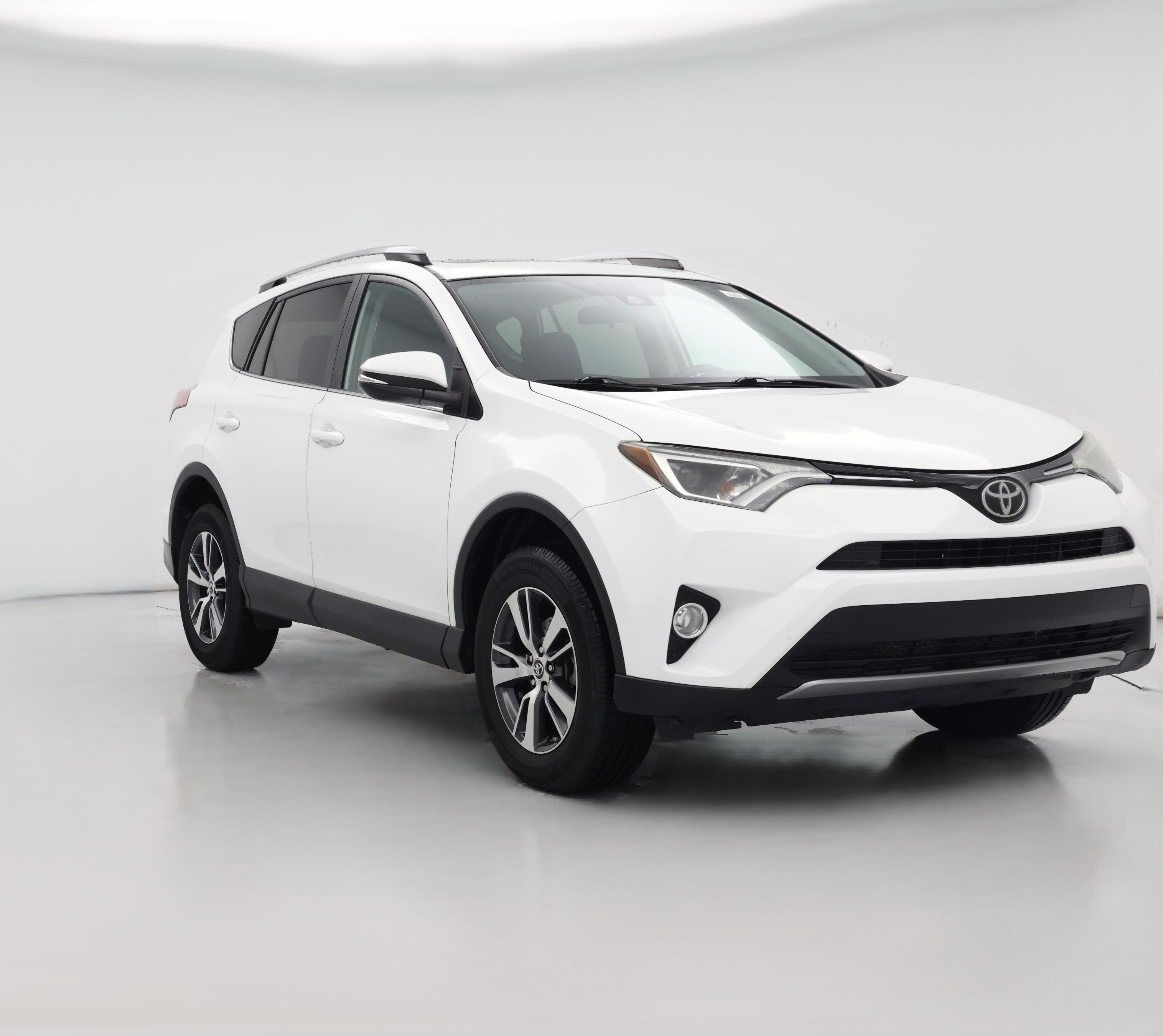 Thumbnail: 2018 Toyota RAV4 - 1