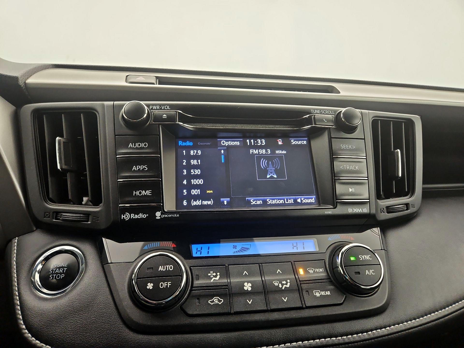 Thumbnail: 2018 Toyota RAV4 - 15