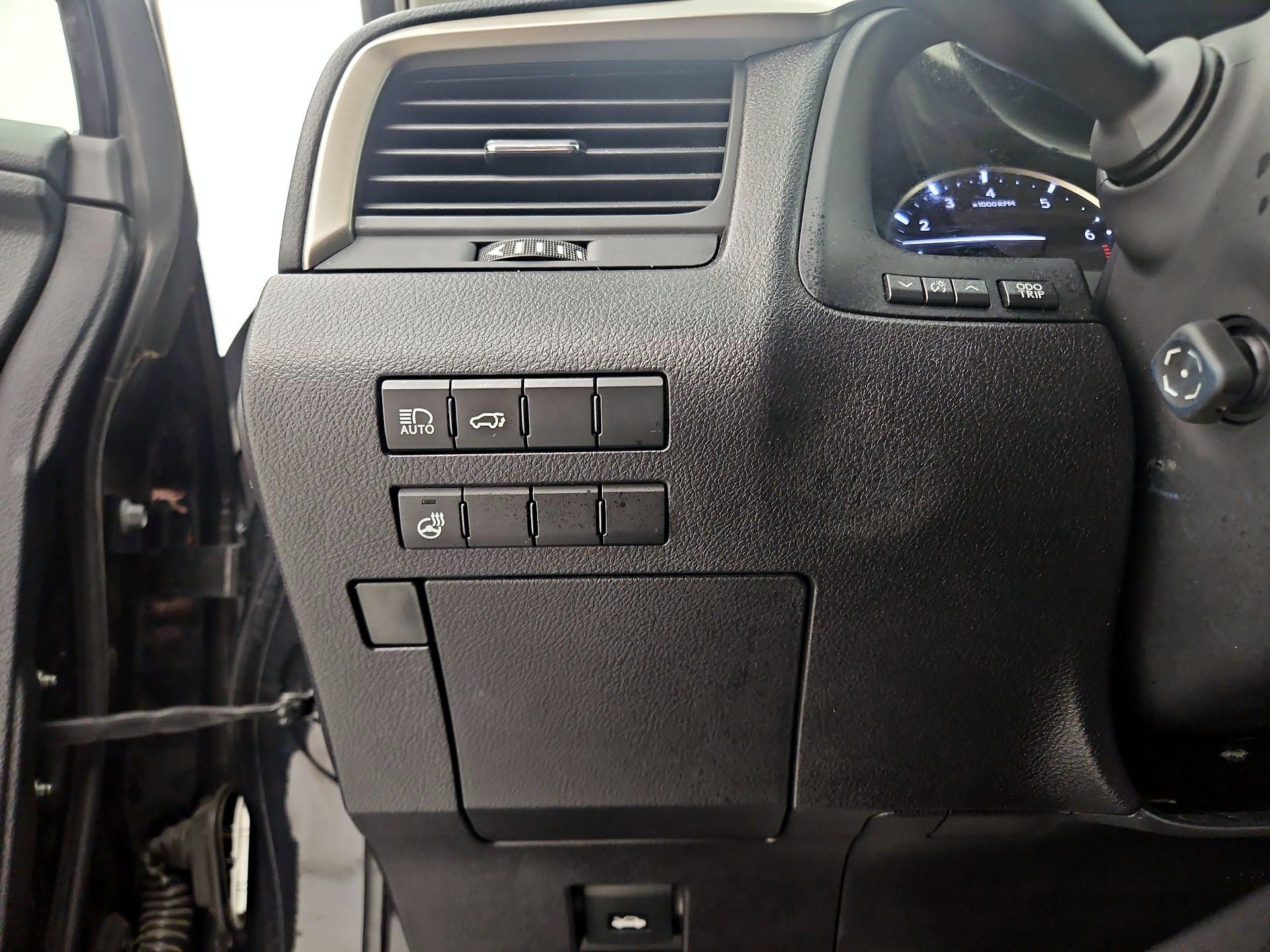 Thumbnail: 2017 Lexus RX - 13