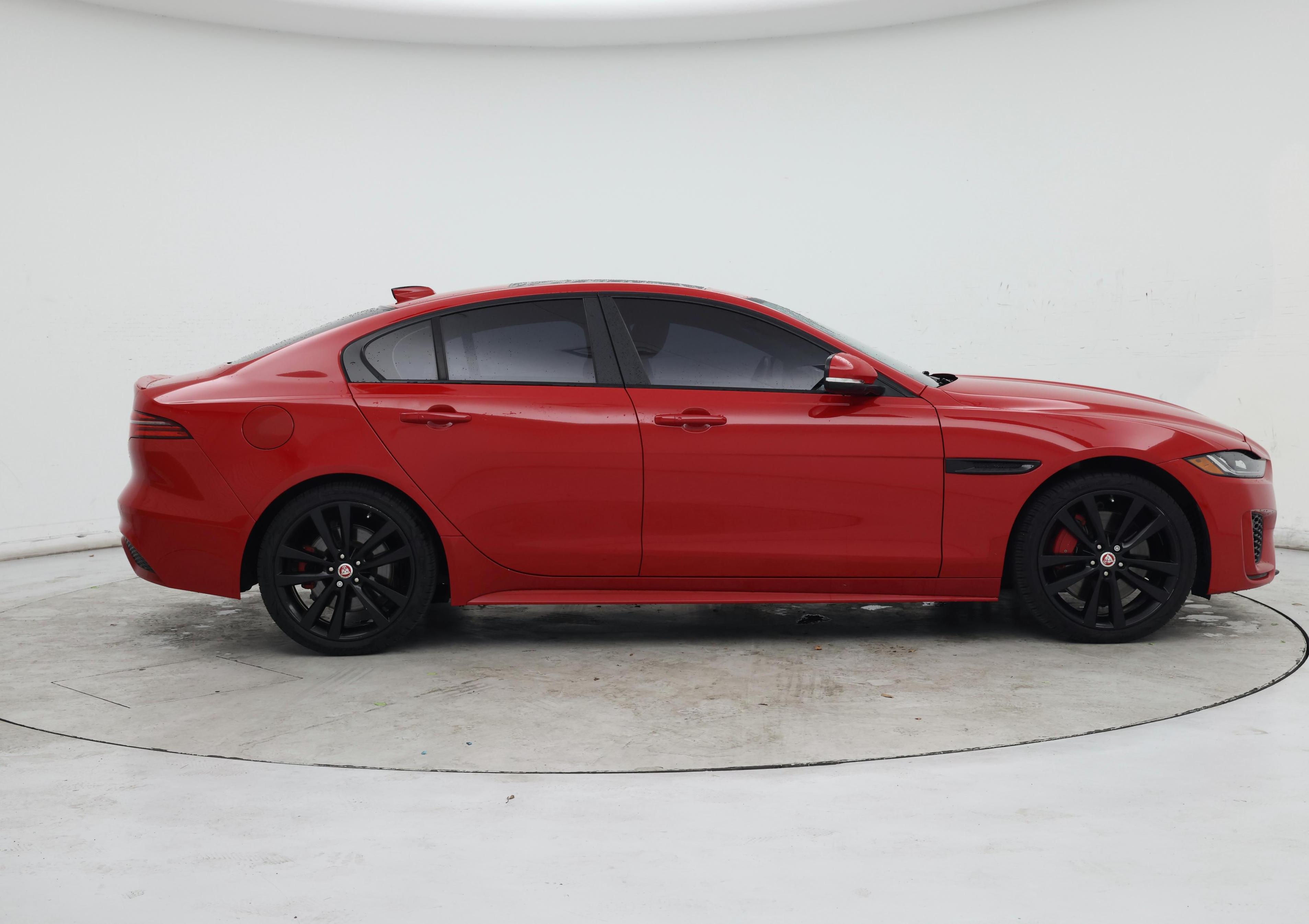 Thumbnail: 2020 Jaguar XE - 7