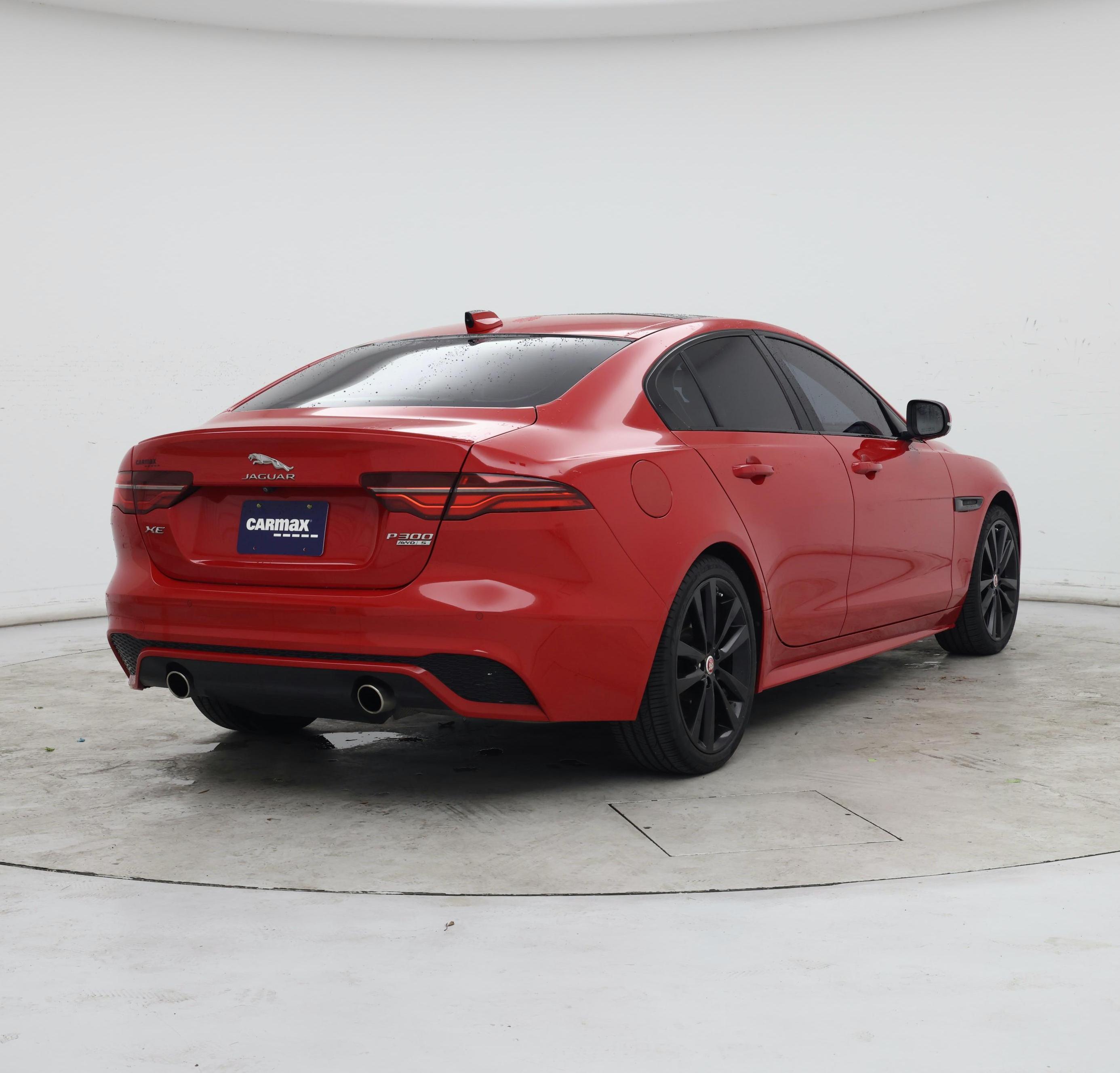 Thumbnail: 2020 Jaguar XE - 8