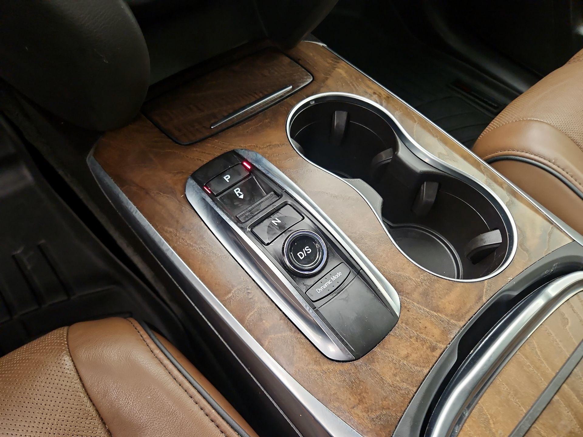 Thumbnail: 2019 Acura MDX - 18