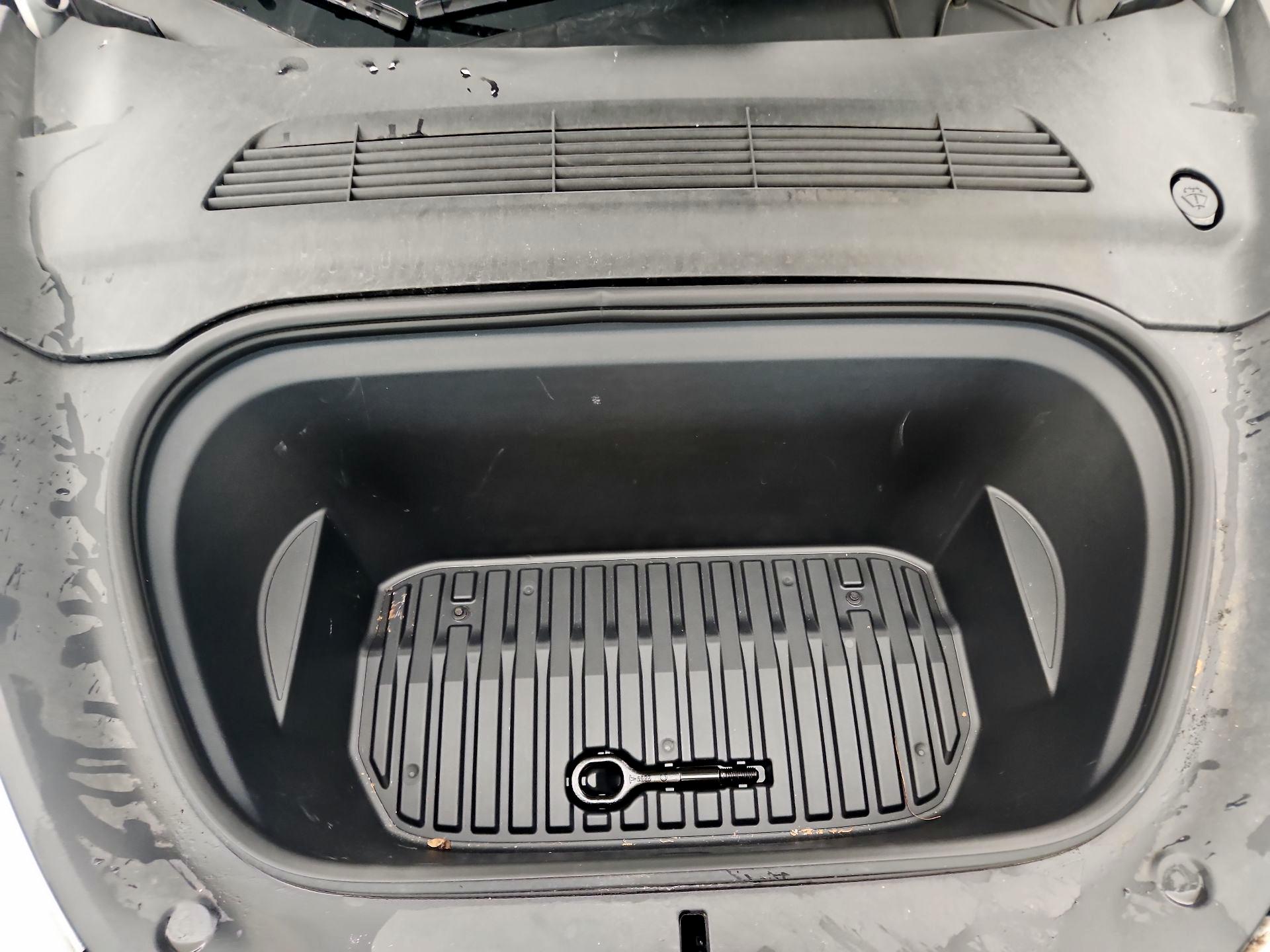 Thumbnail: 2023 Tesla Model Y - 19