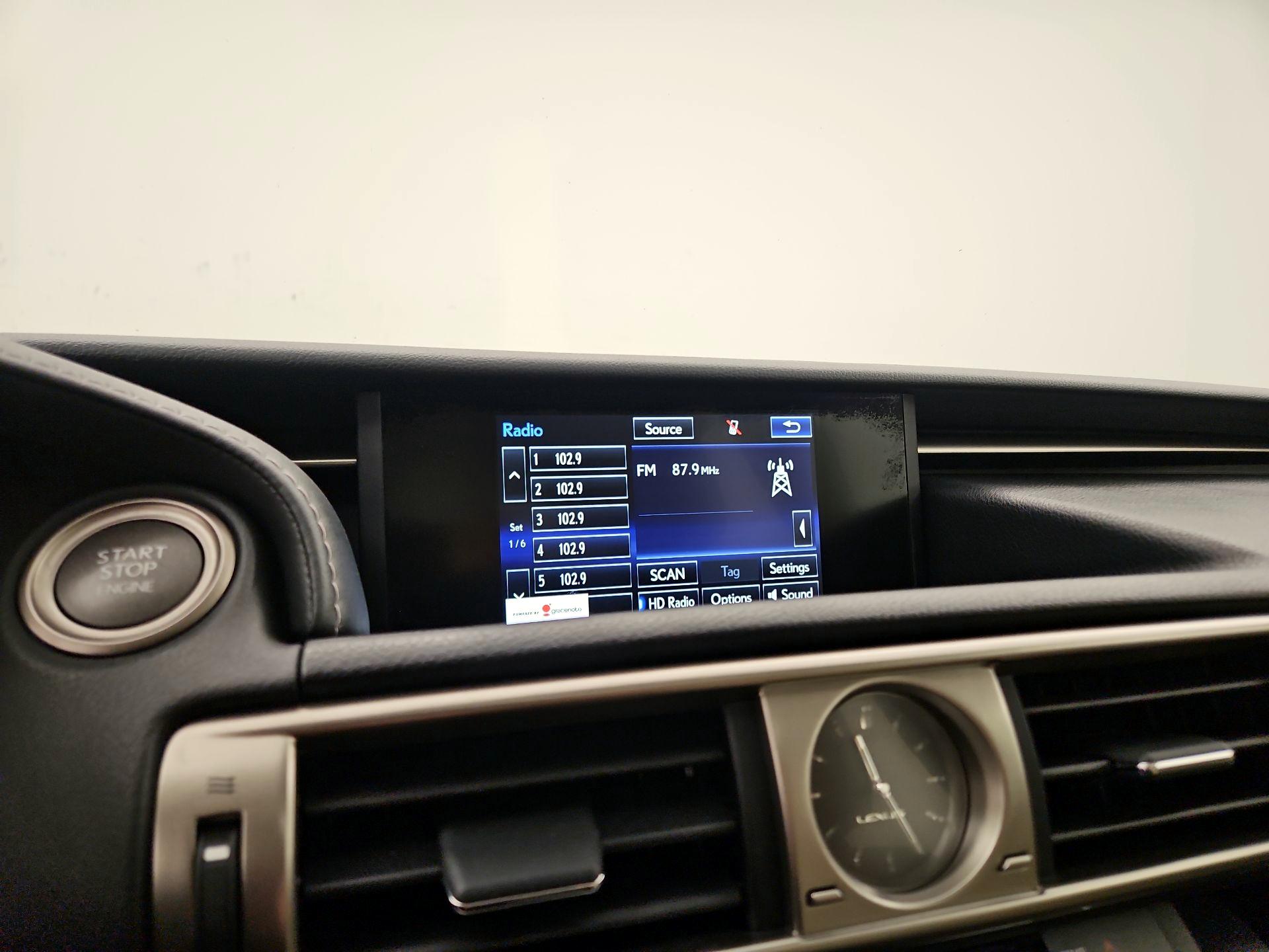 Thumbnail: 2015 Lexus IS - 16