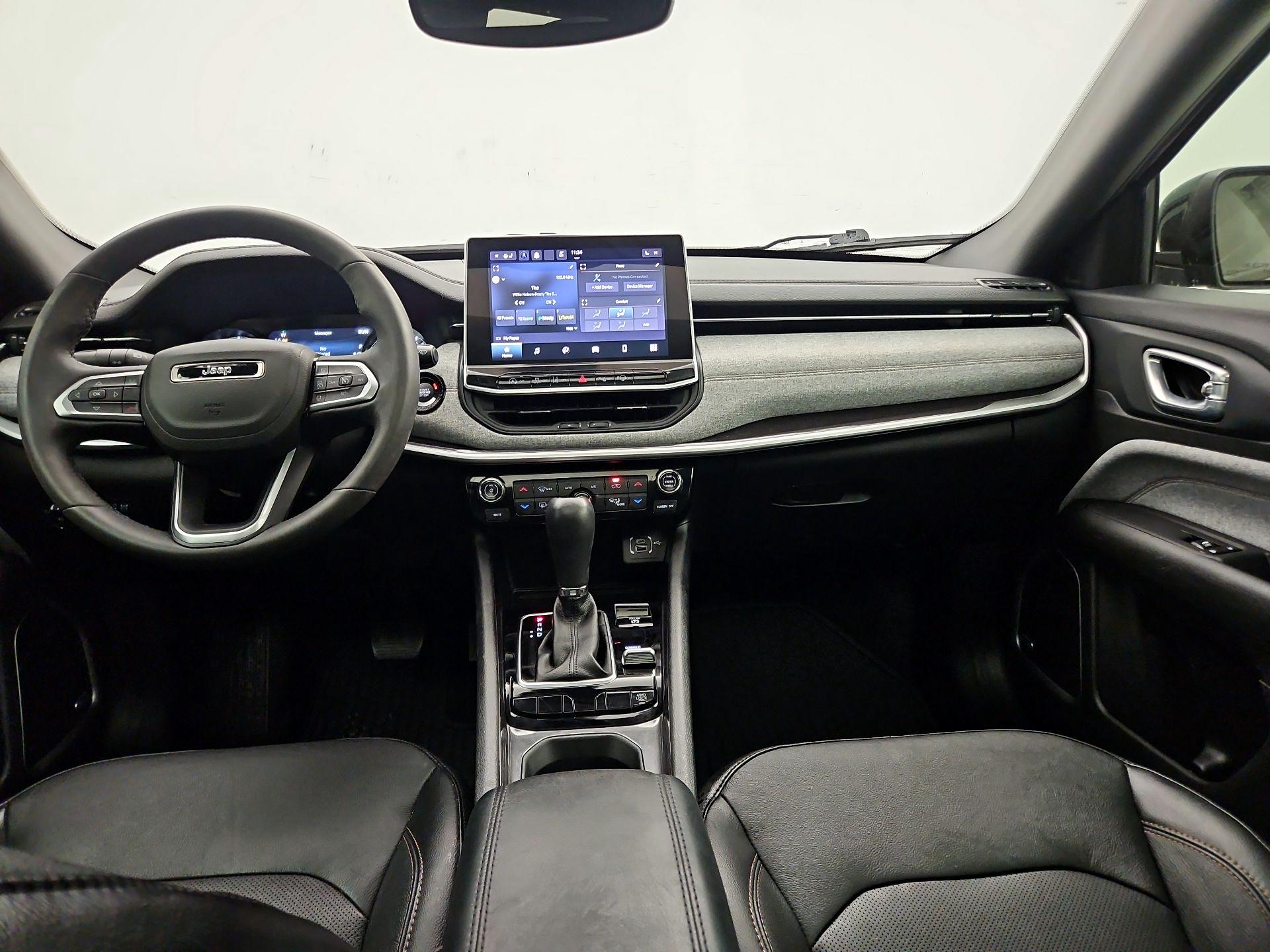 Thumbnail: 2023 Jeep Compass - 9