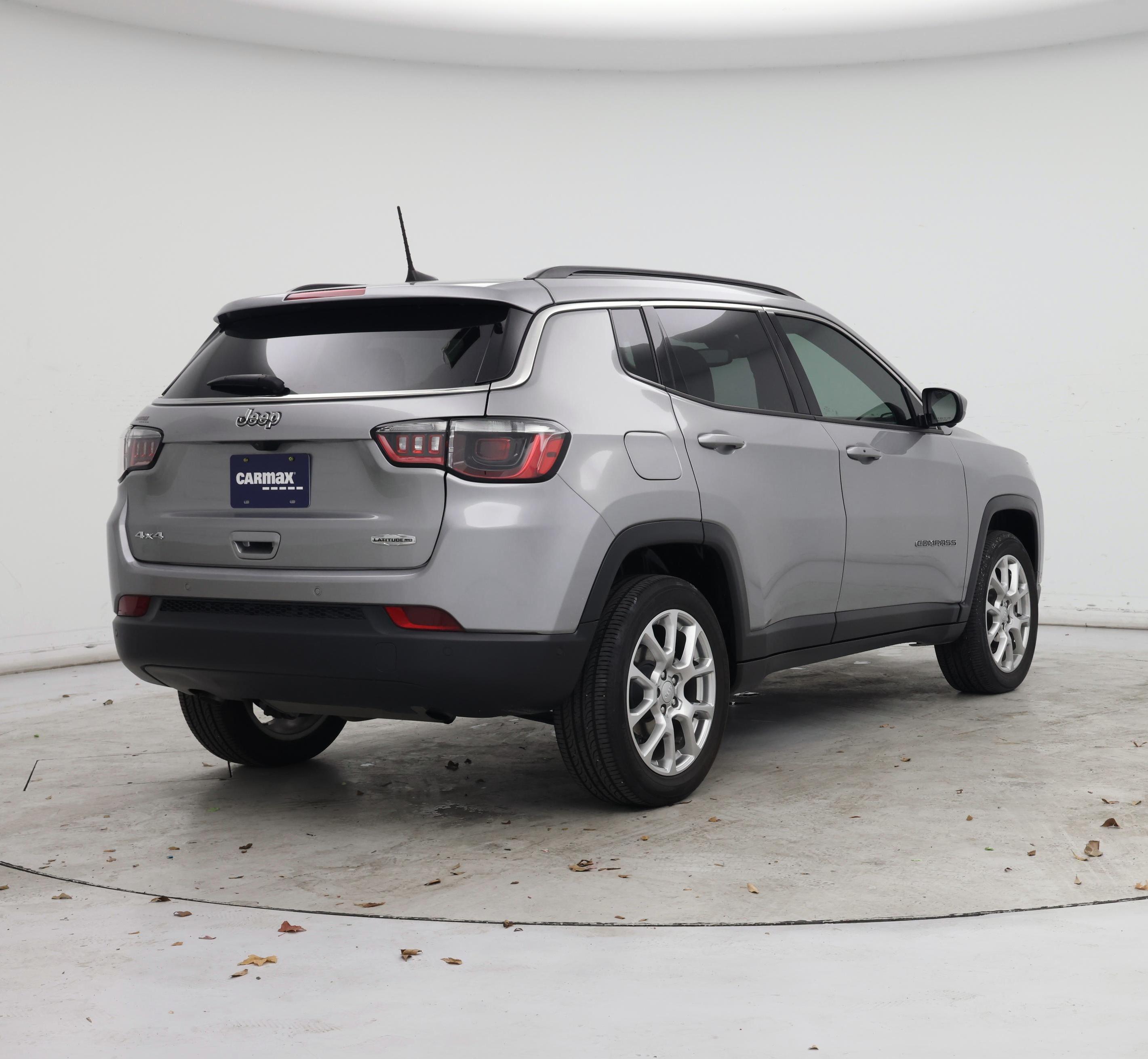 Thumbnail: 2023 Jeep Compass - 8