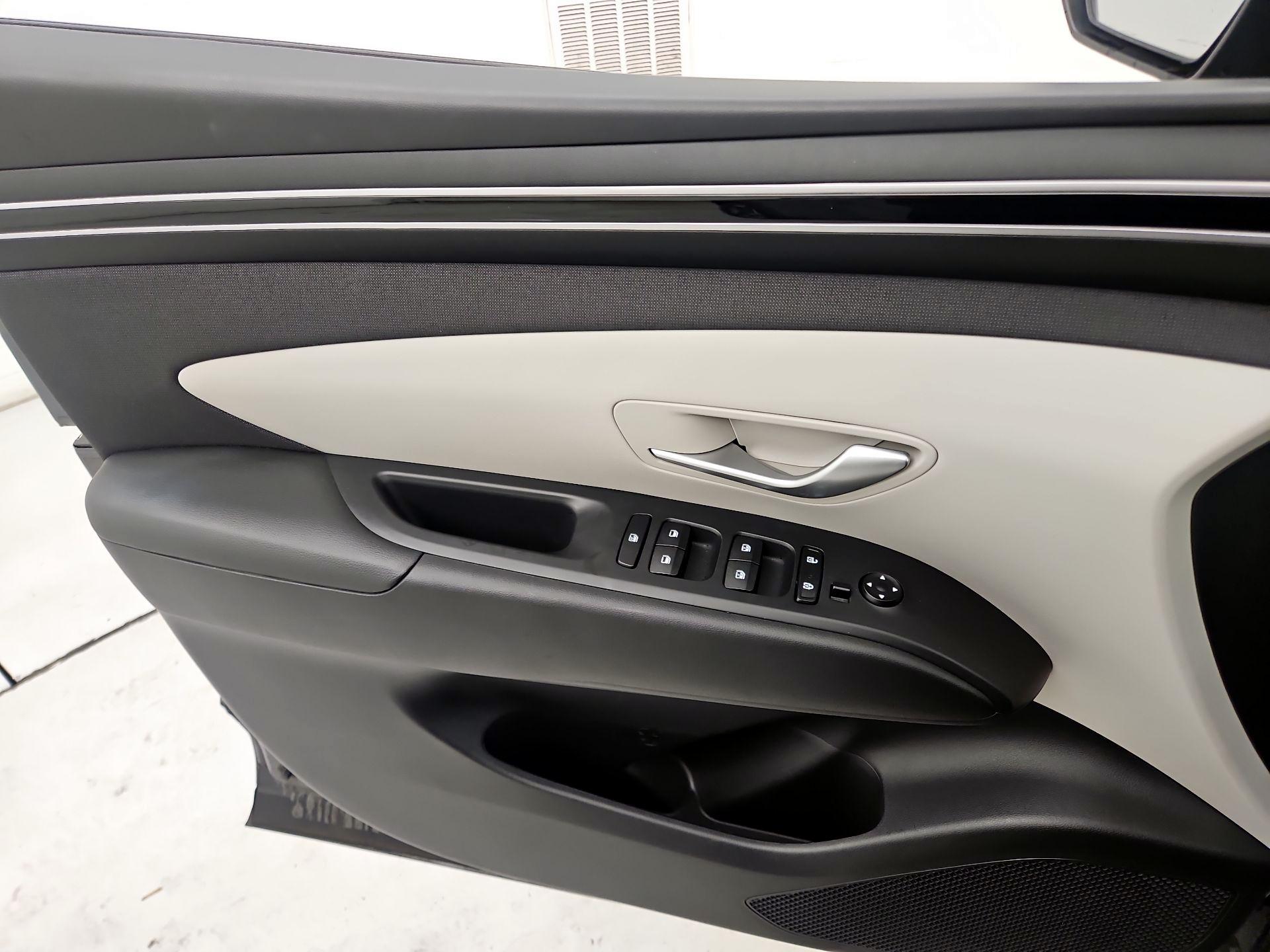 Thumbnail: 2023 Hyundai Tucson - 12