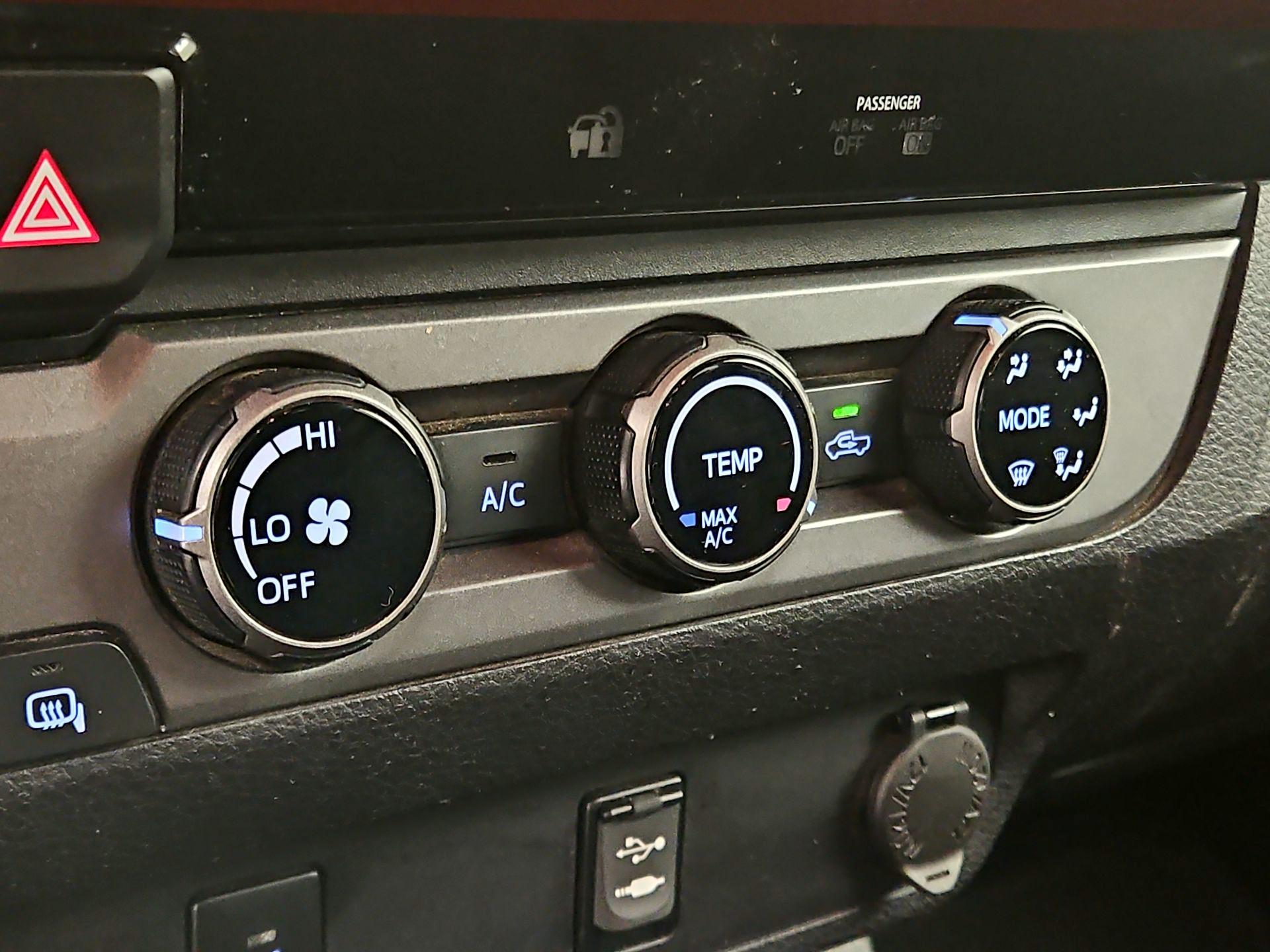 Thumbnail: 2017 Toyota Tacoma - 16