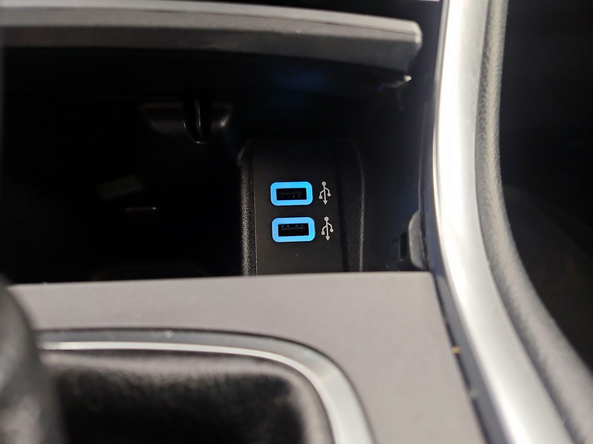 Thumbnail: 2018 Ford Edge - 19