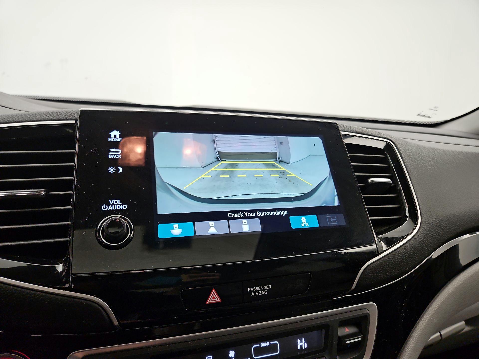 Thumbnail: 2021 Honda Pilot - 15