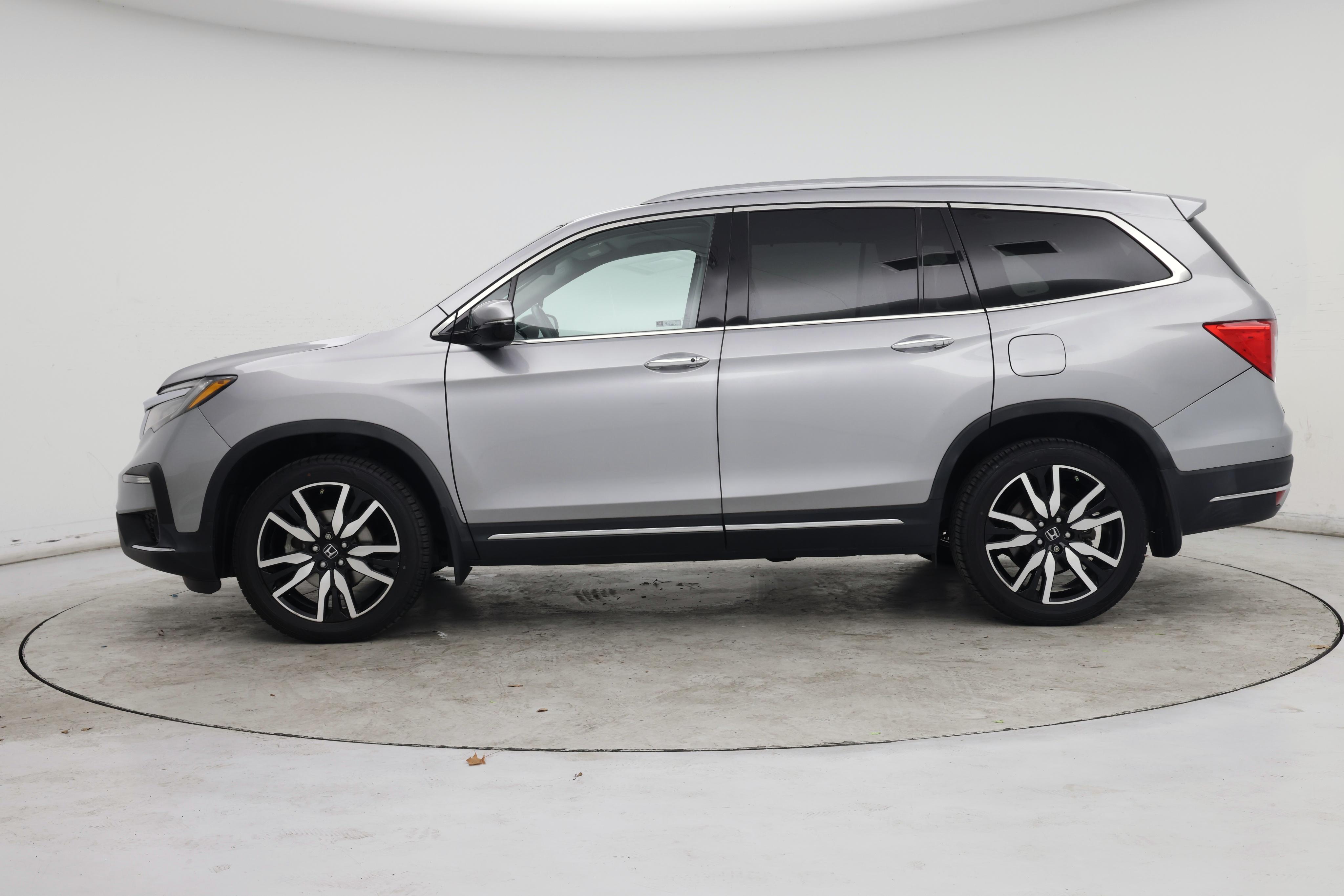 Thumbnail: 2021 Honda Pilot - 3