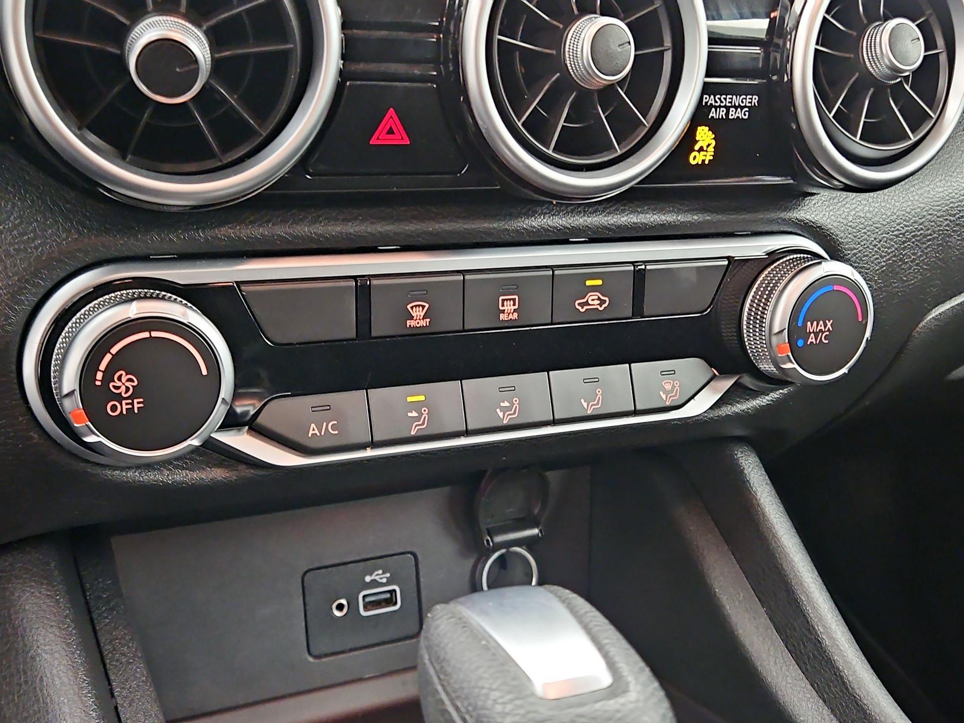 Thumbnail: 2021 Nissan Sentra - 16