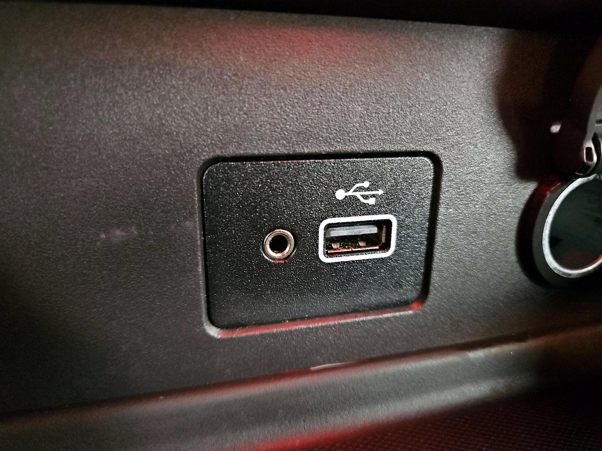 Thumbnail: 2021 Nissan Sentra - 18