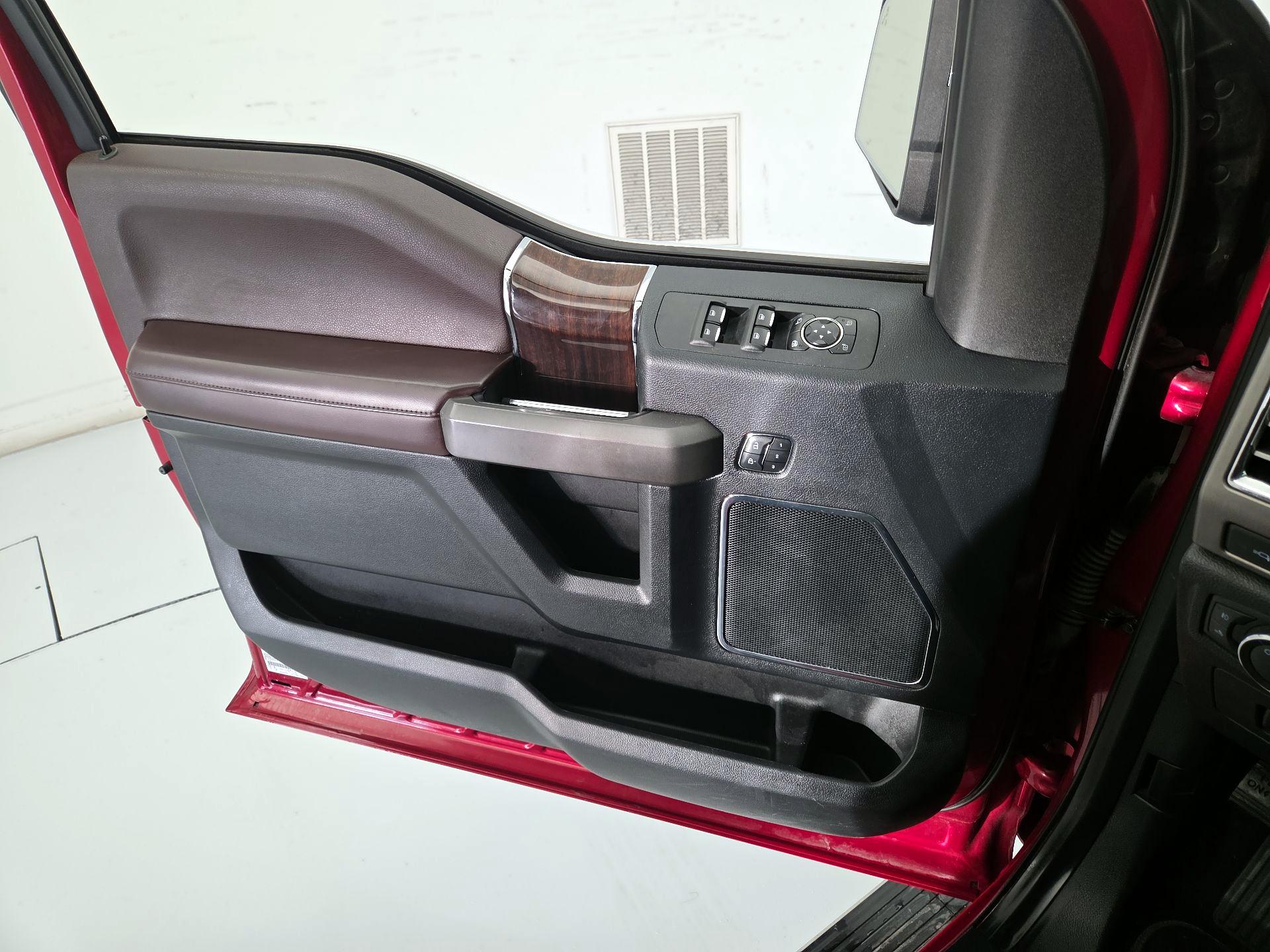 Thumbnail: 2015 Ford F-150 - 12