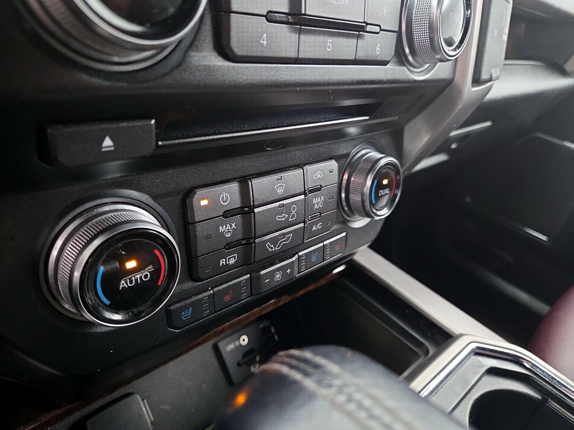 Thumbnail: 2015 Ford F-150 - 16