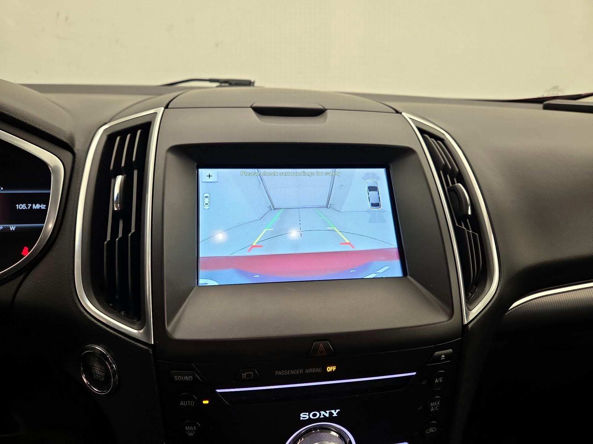 Thumbnail: 2017 Ford Edge - 15