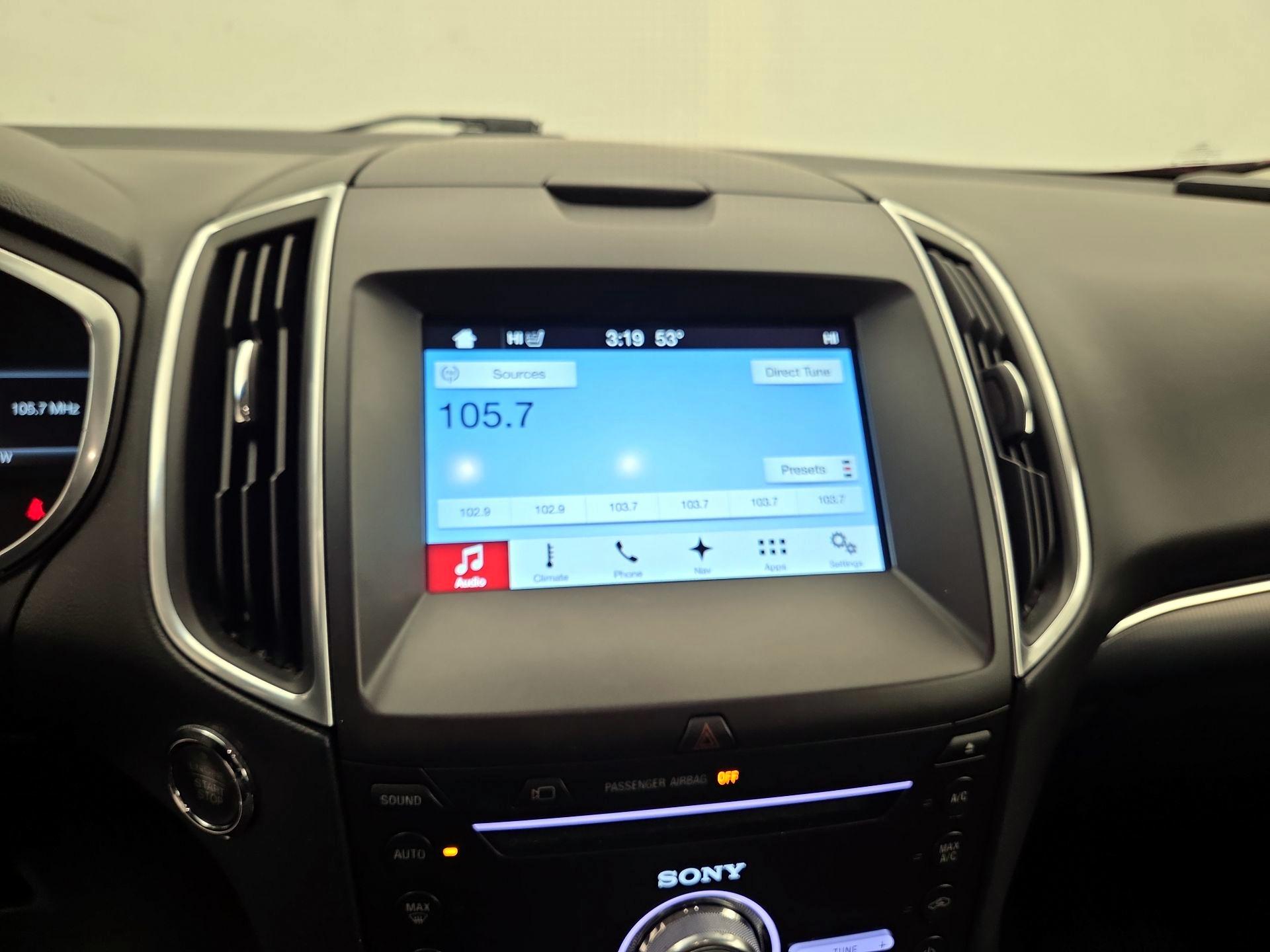 Thumbnail: 2017 Ford Edge - 16