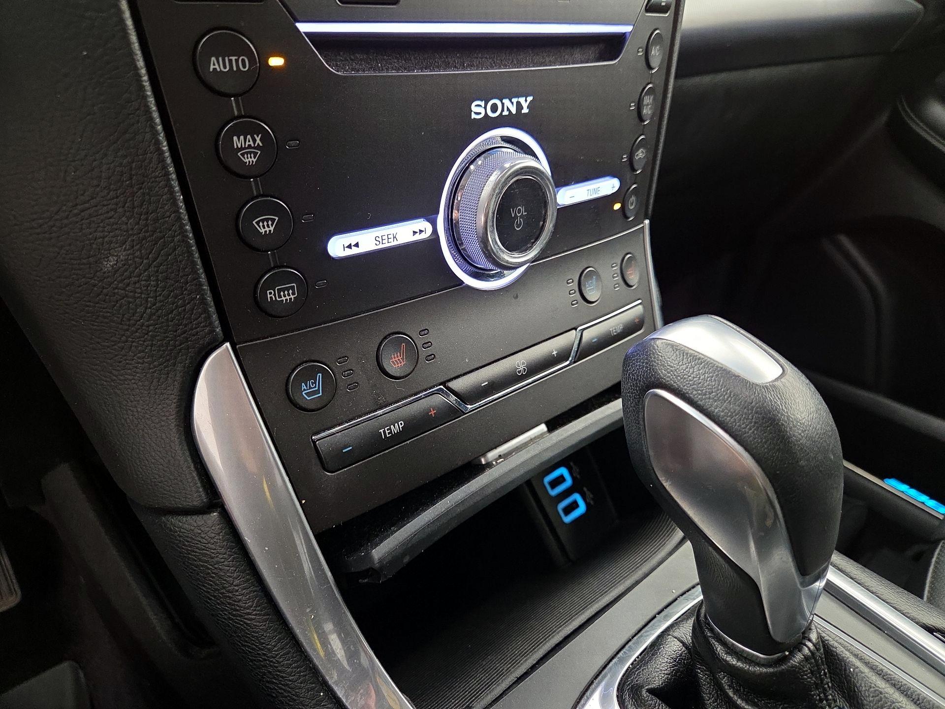 Thumbnail: 2017 Ford Edge - 17