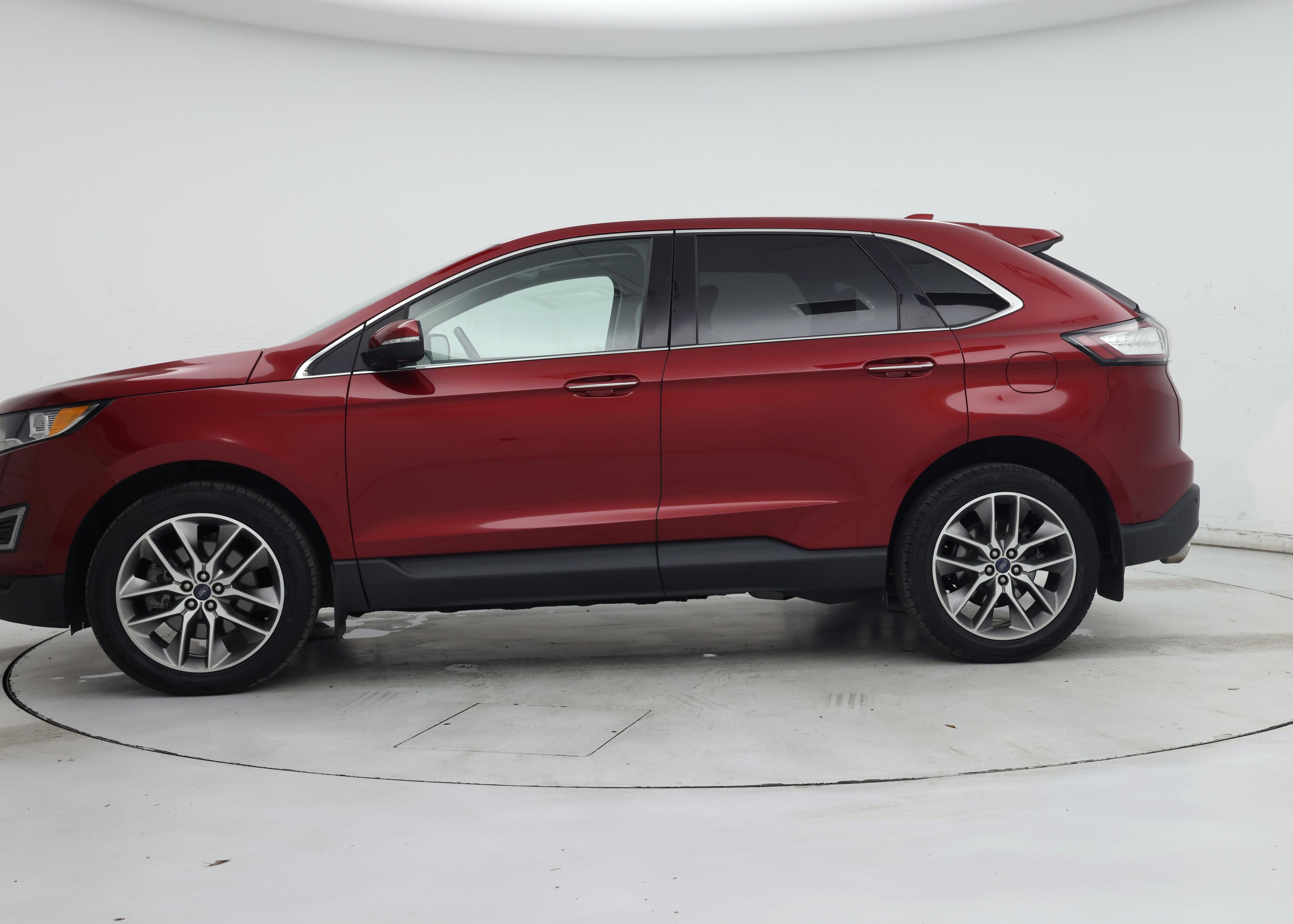 Thumbnail: 2017 Ford Edge - 3