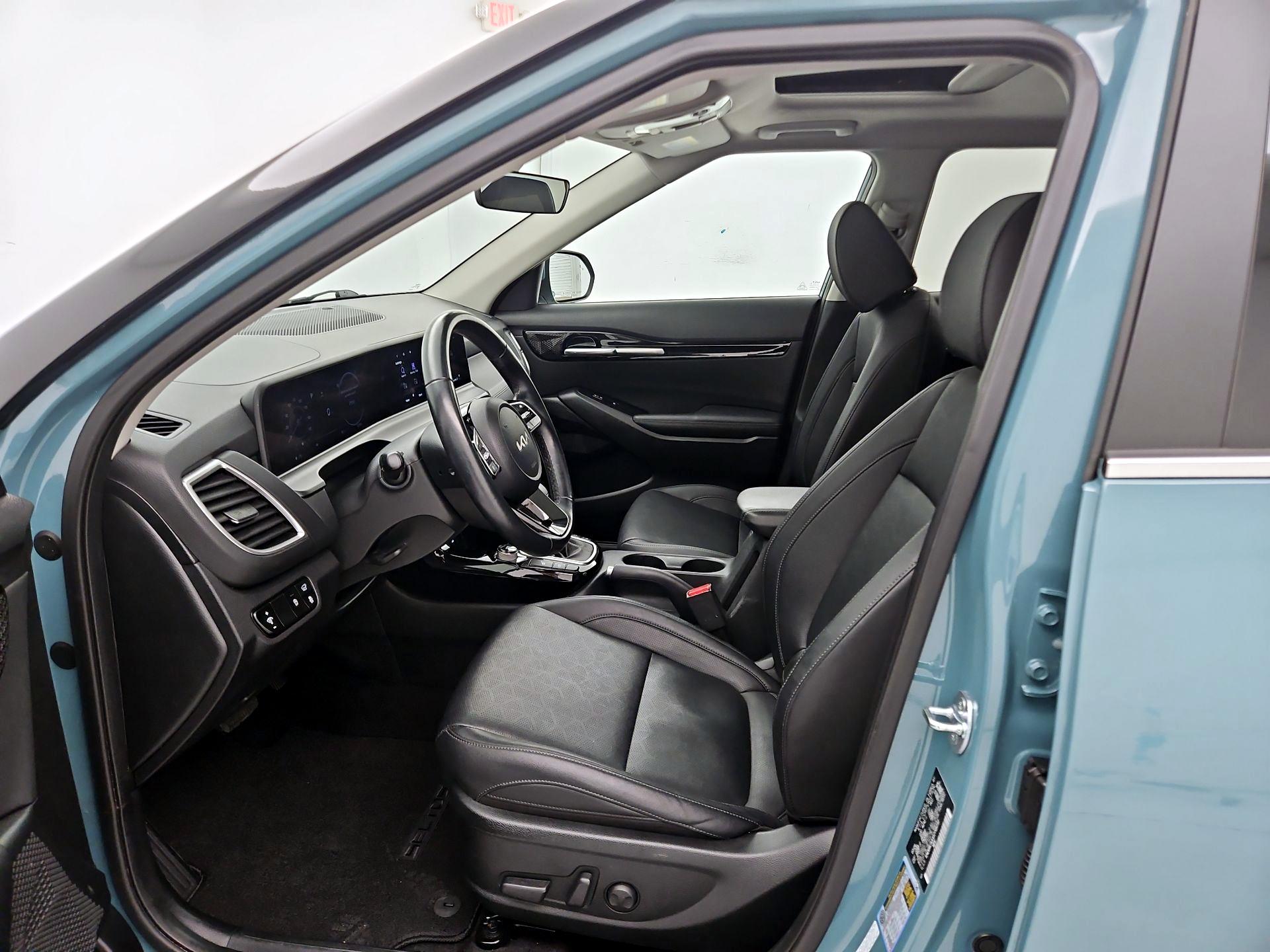 Thumbnail: 2025 Kia Seltos - 11