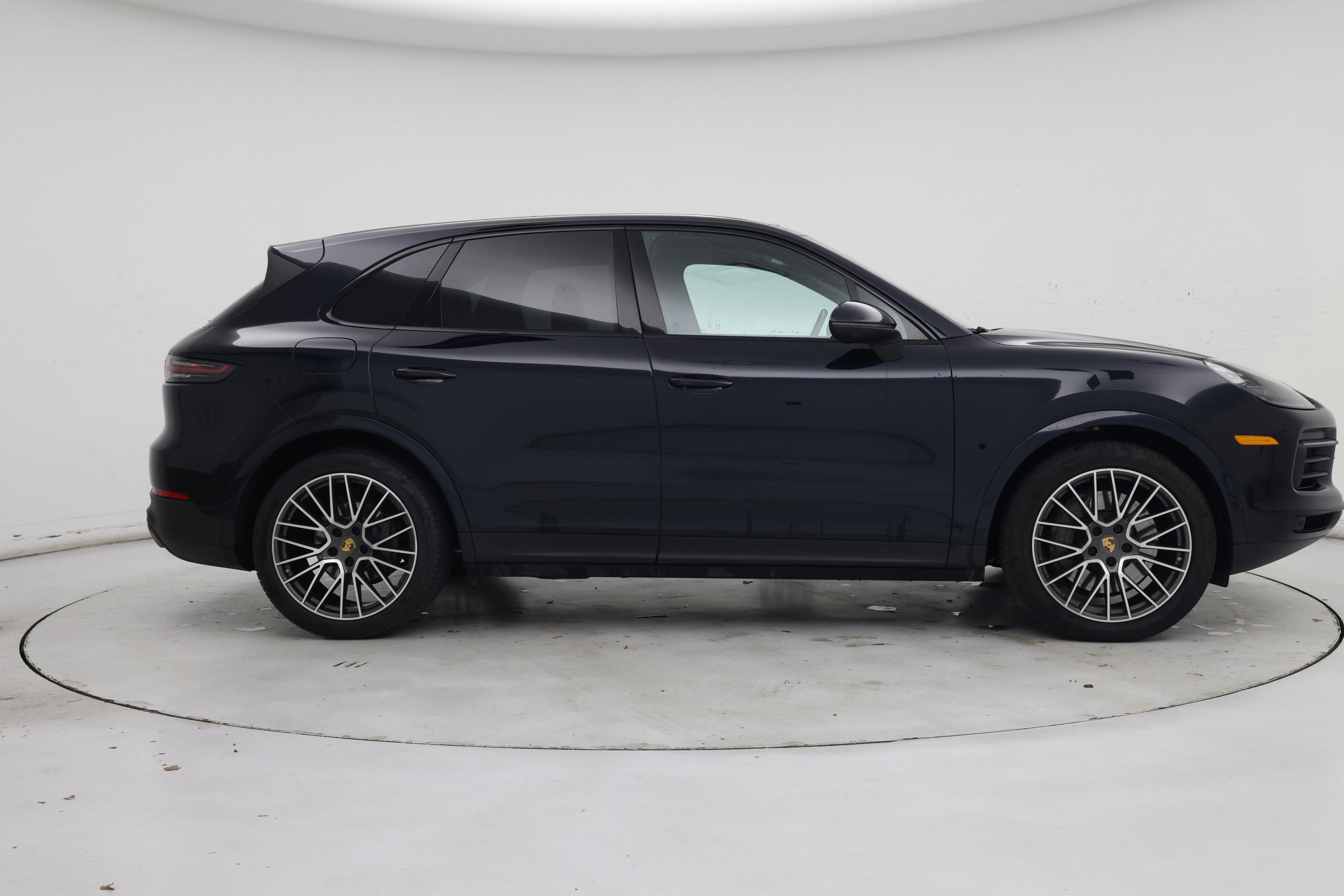 Thumbnail: 2020 Porsche Cayenne - 7