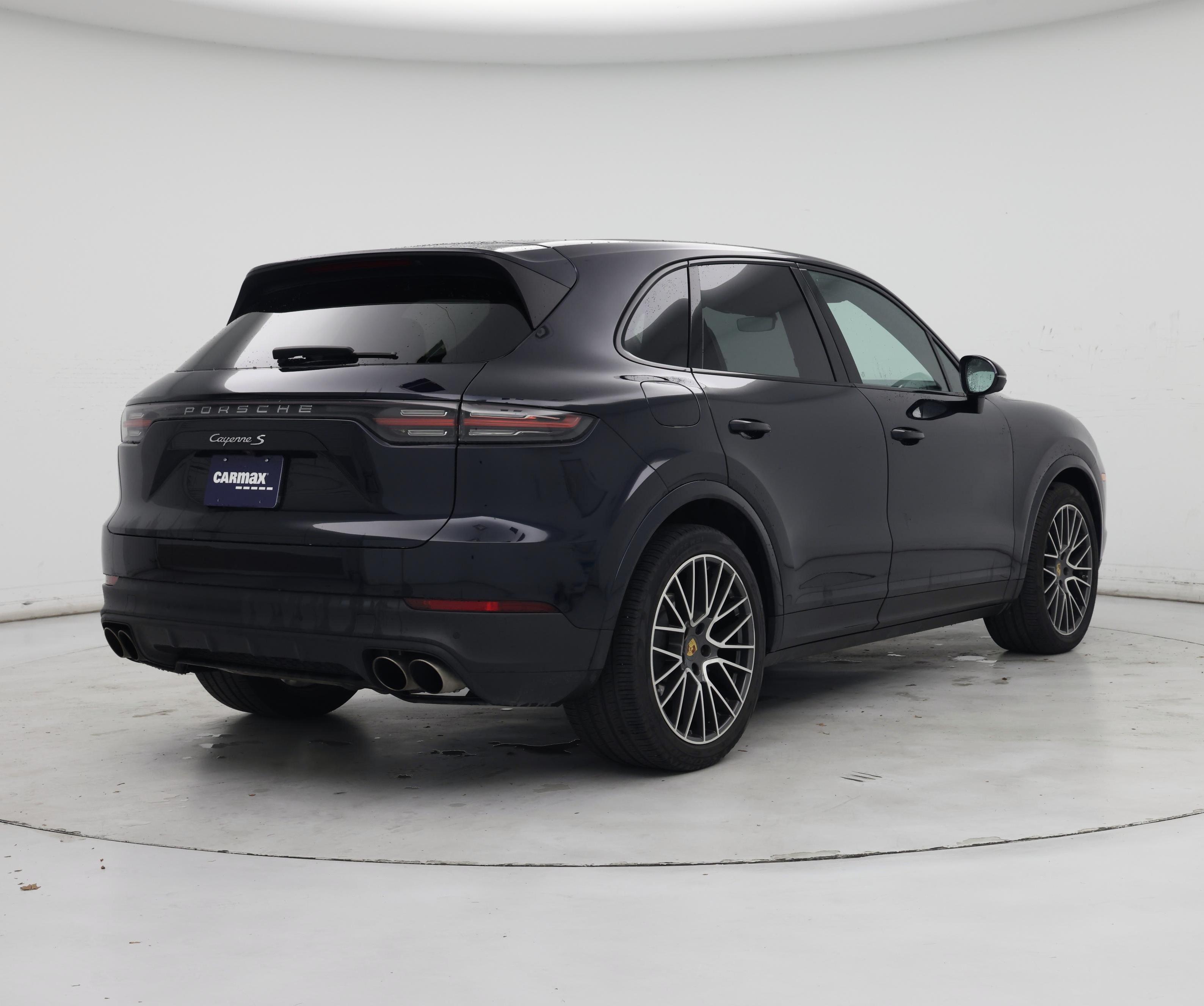 Thumbnail: 2020 Porsche Cayenne - 8