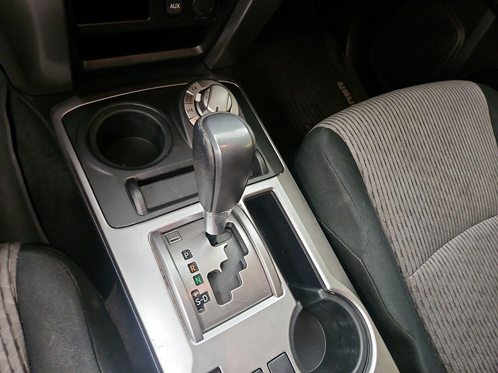 Thumbnail: 2018 Toyota 4Runner - 17