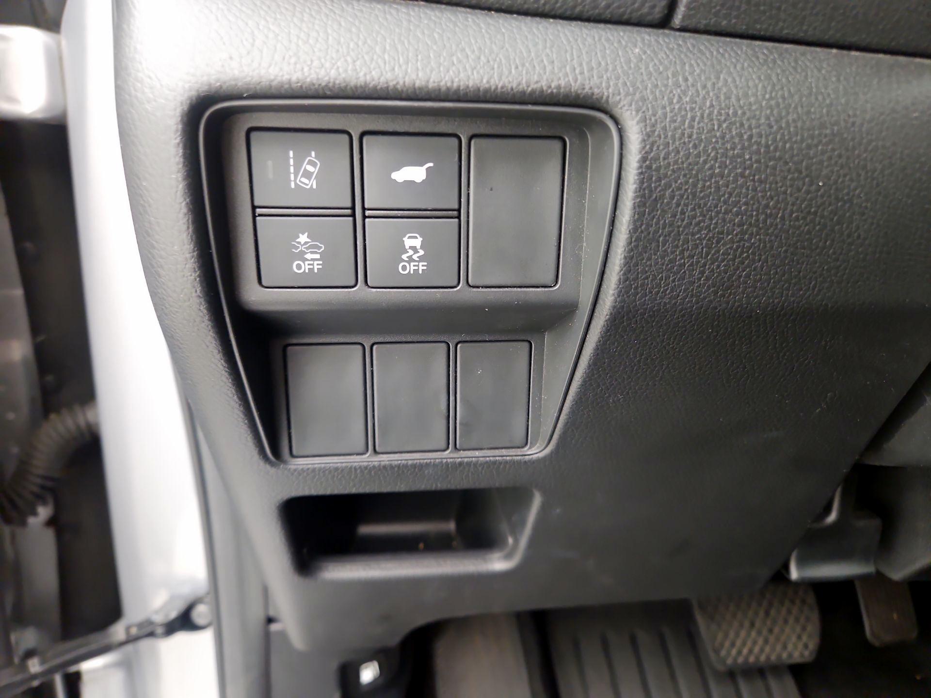 Thumbnail: 2017 Honda CR-V - 13