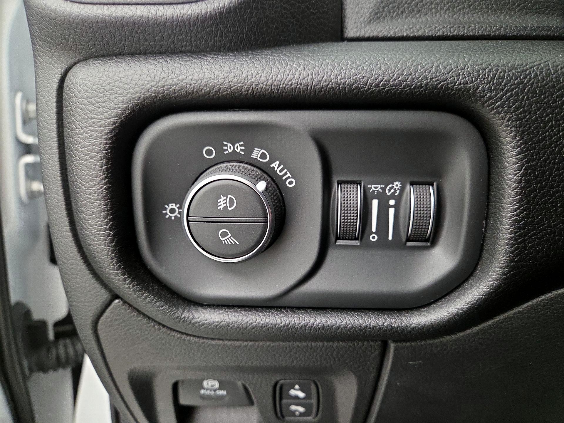 Thumbnail: 2022 RAM 1500 - 13