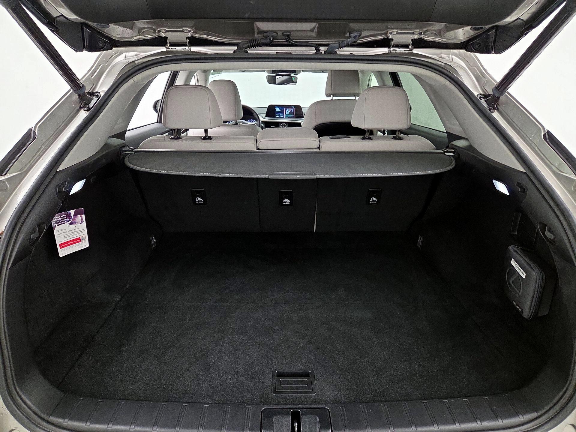 Thumbnail: 2022 Lexus RX - 20