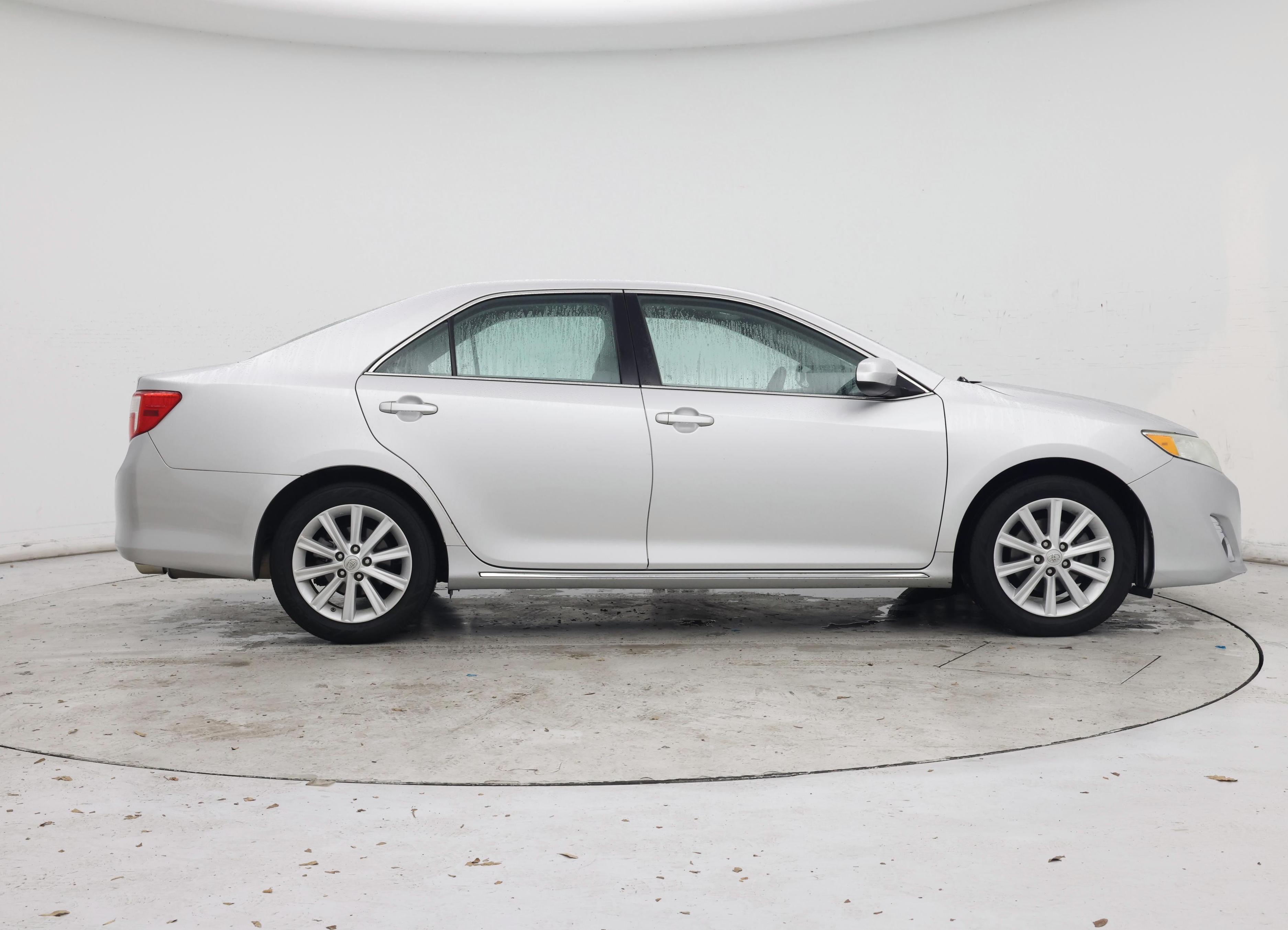 Thumbnail: 2014 Toyota Camry - 7