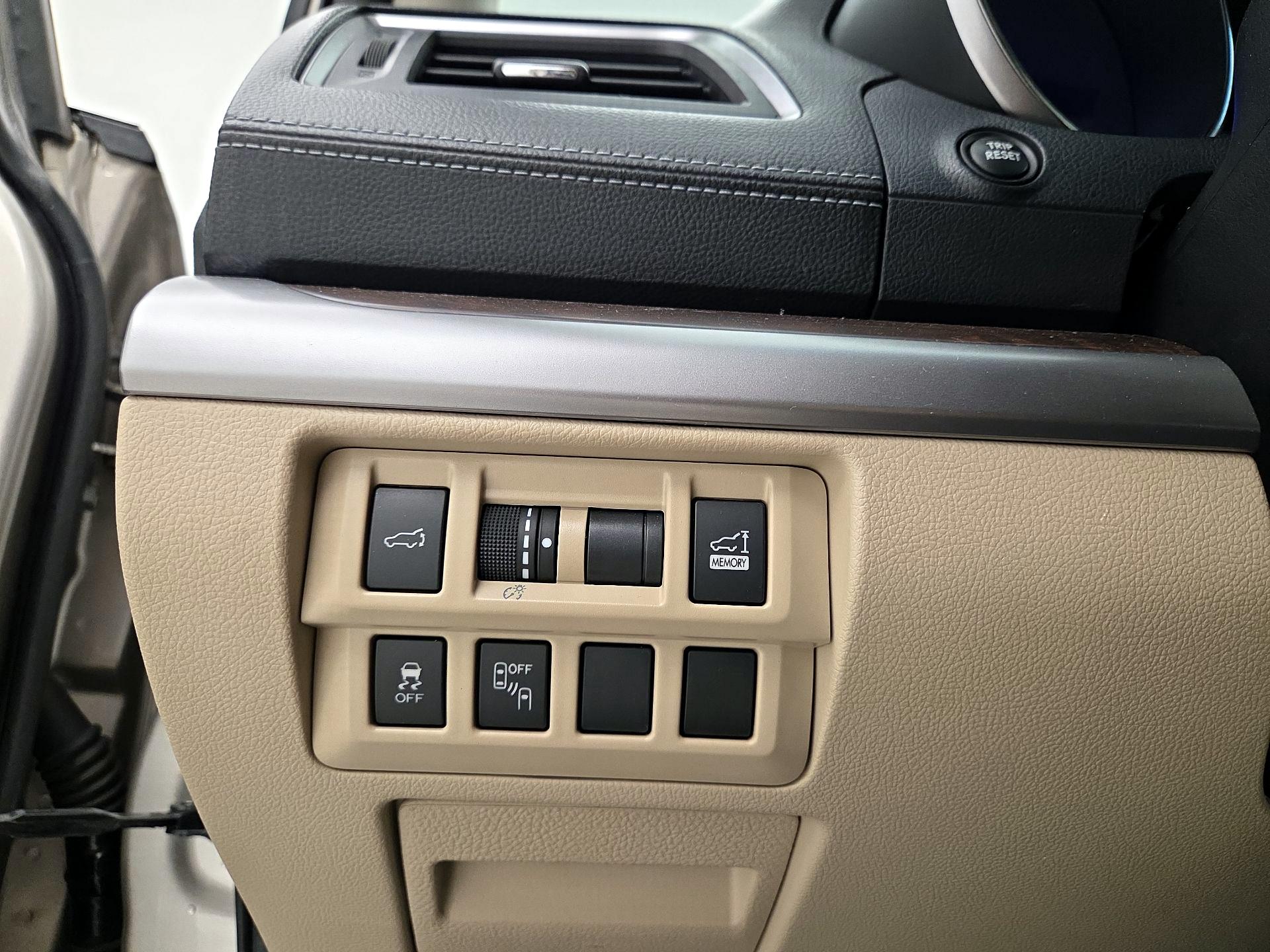 Thumbnail: 2018 Subaru Outback - 13