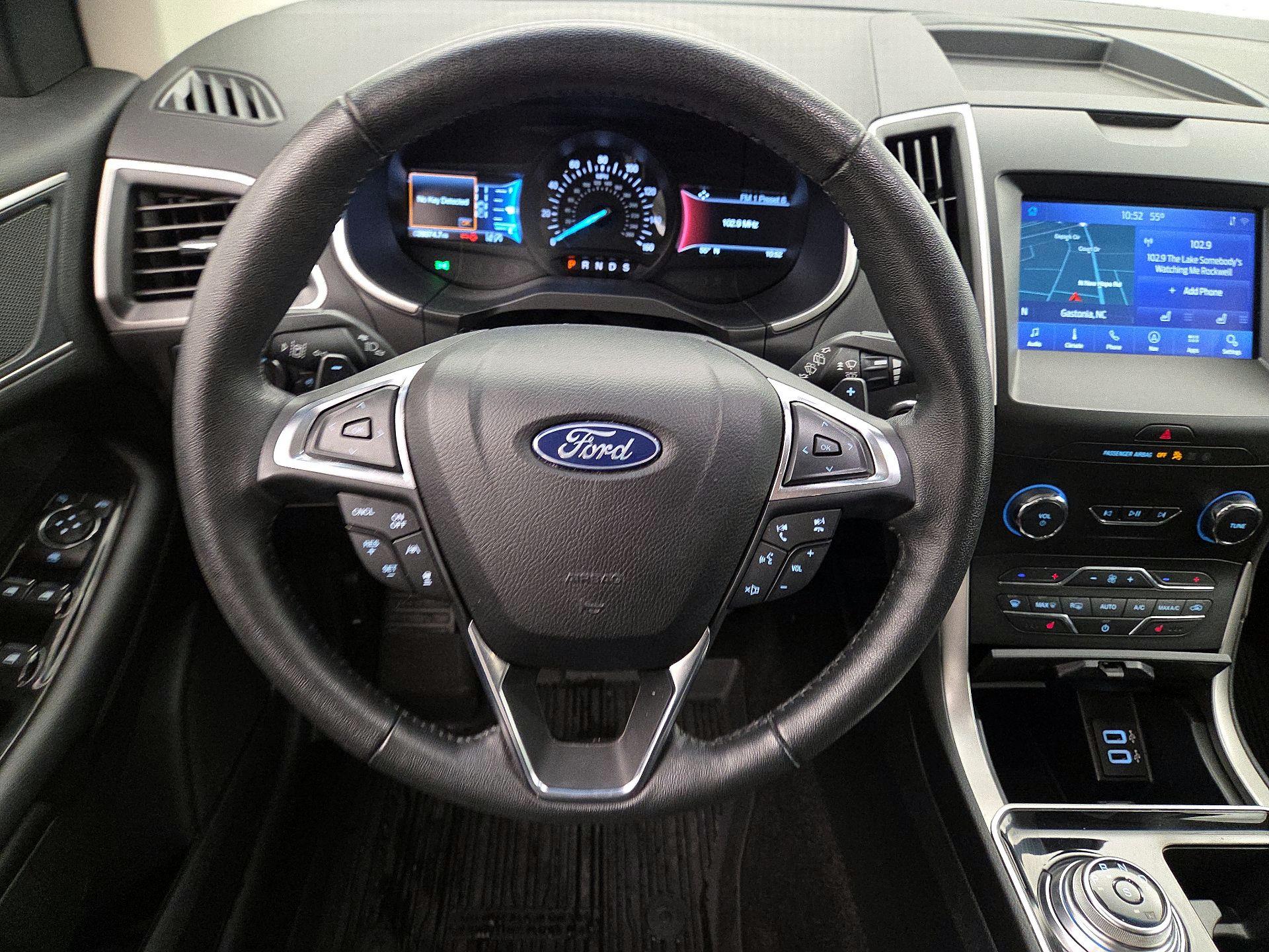 Thumbnail: 2020 Ford Edge - 10