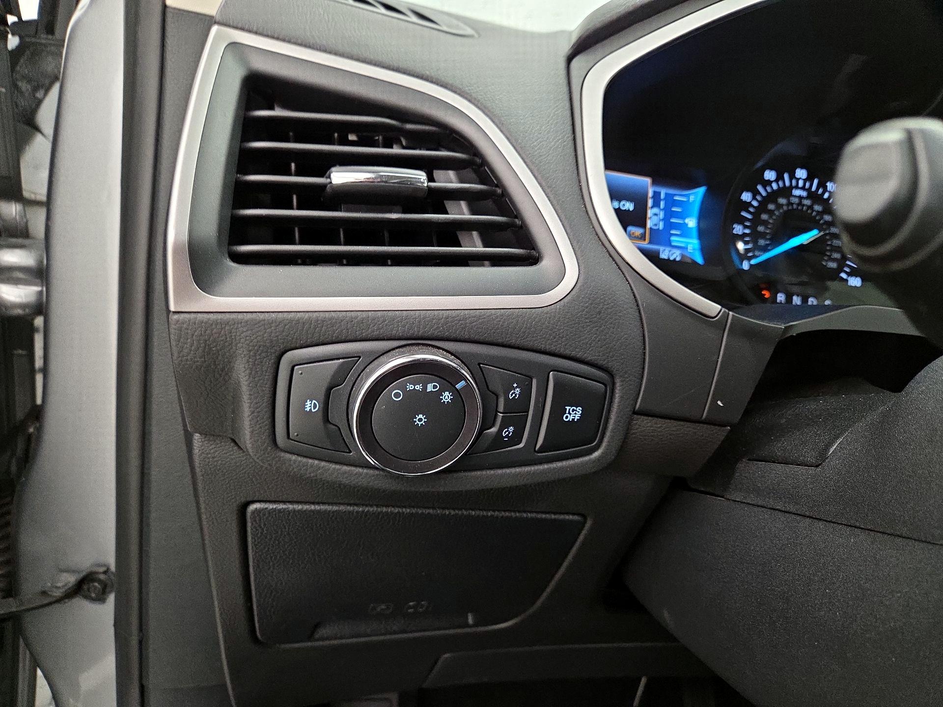 Thumbnail: 2020 Ford Edge - 13