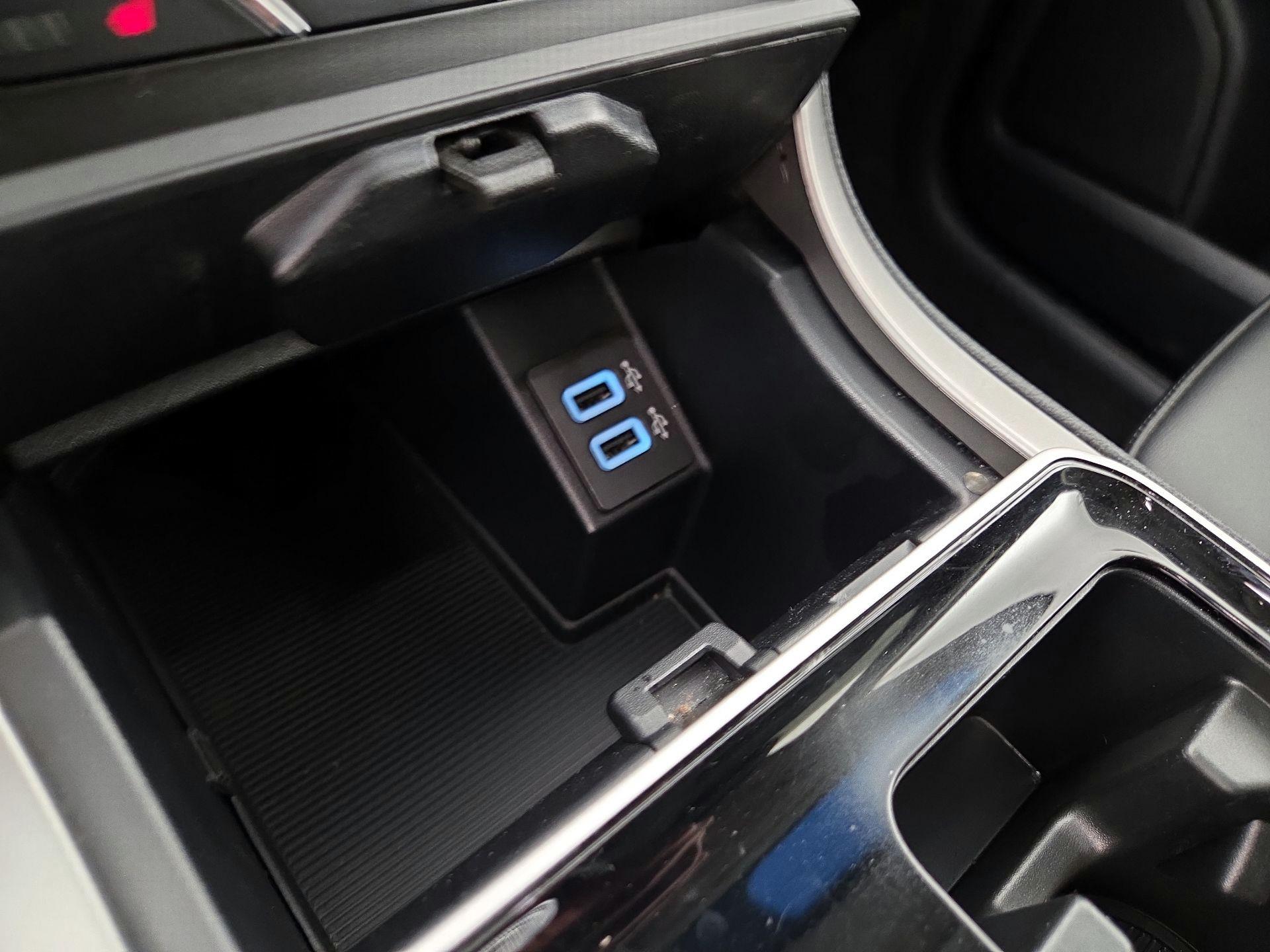 Thumbnail: 2020 Ford Edge - 18